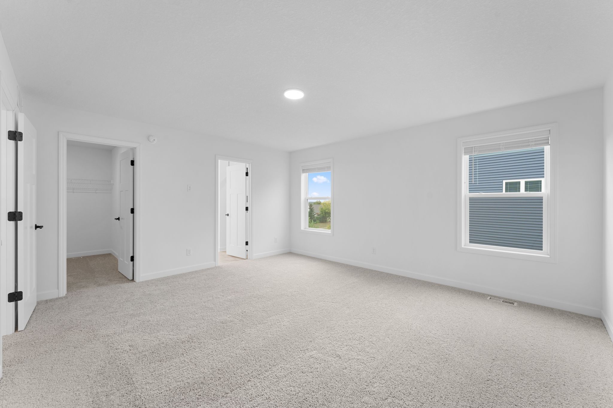 17 Westwind Bristol QMI H S2112 Owners Bedroom 2of2 F2