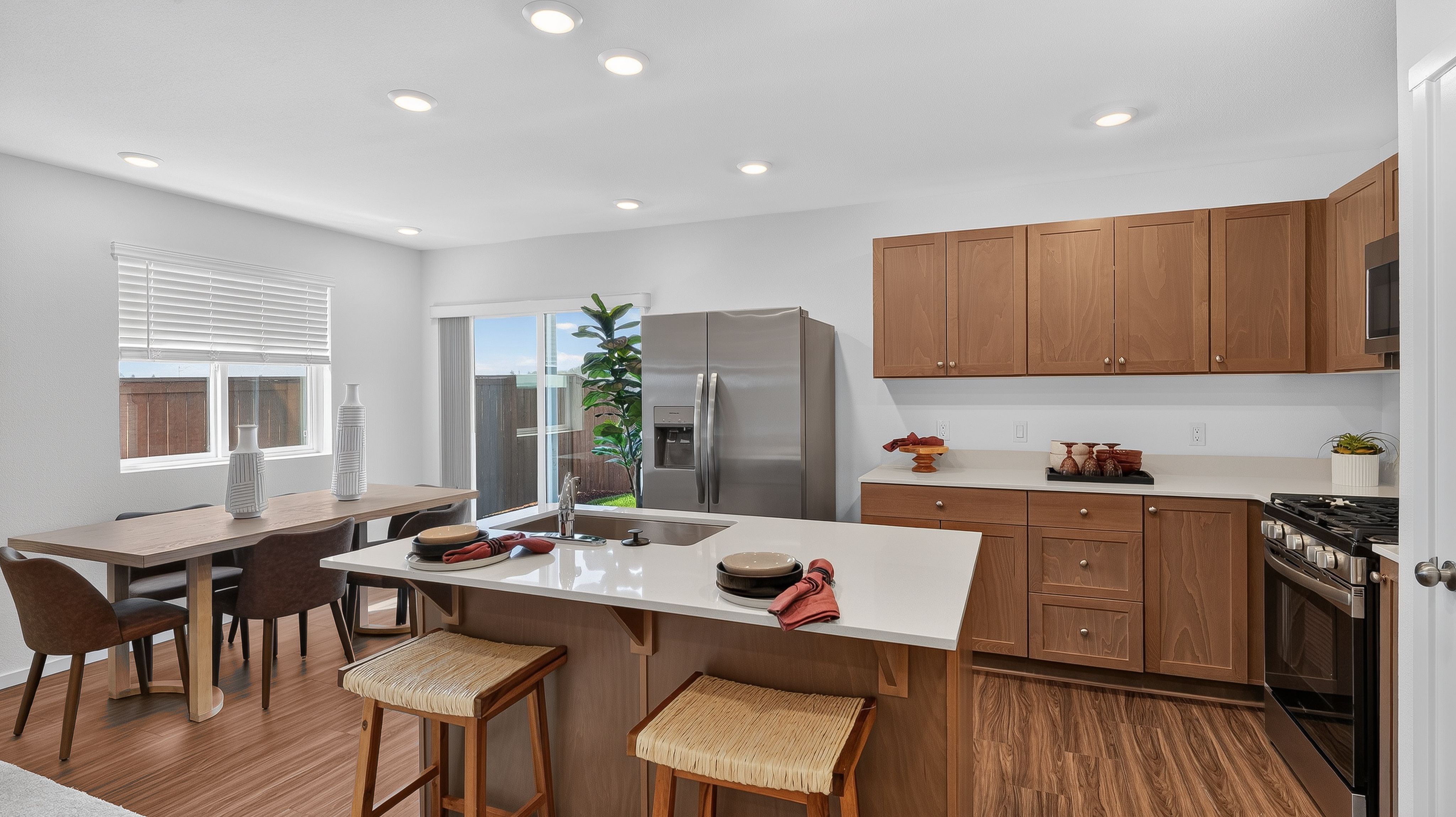 Curry Meadows Helena 11