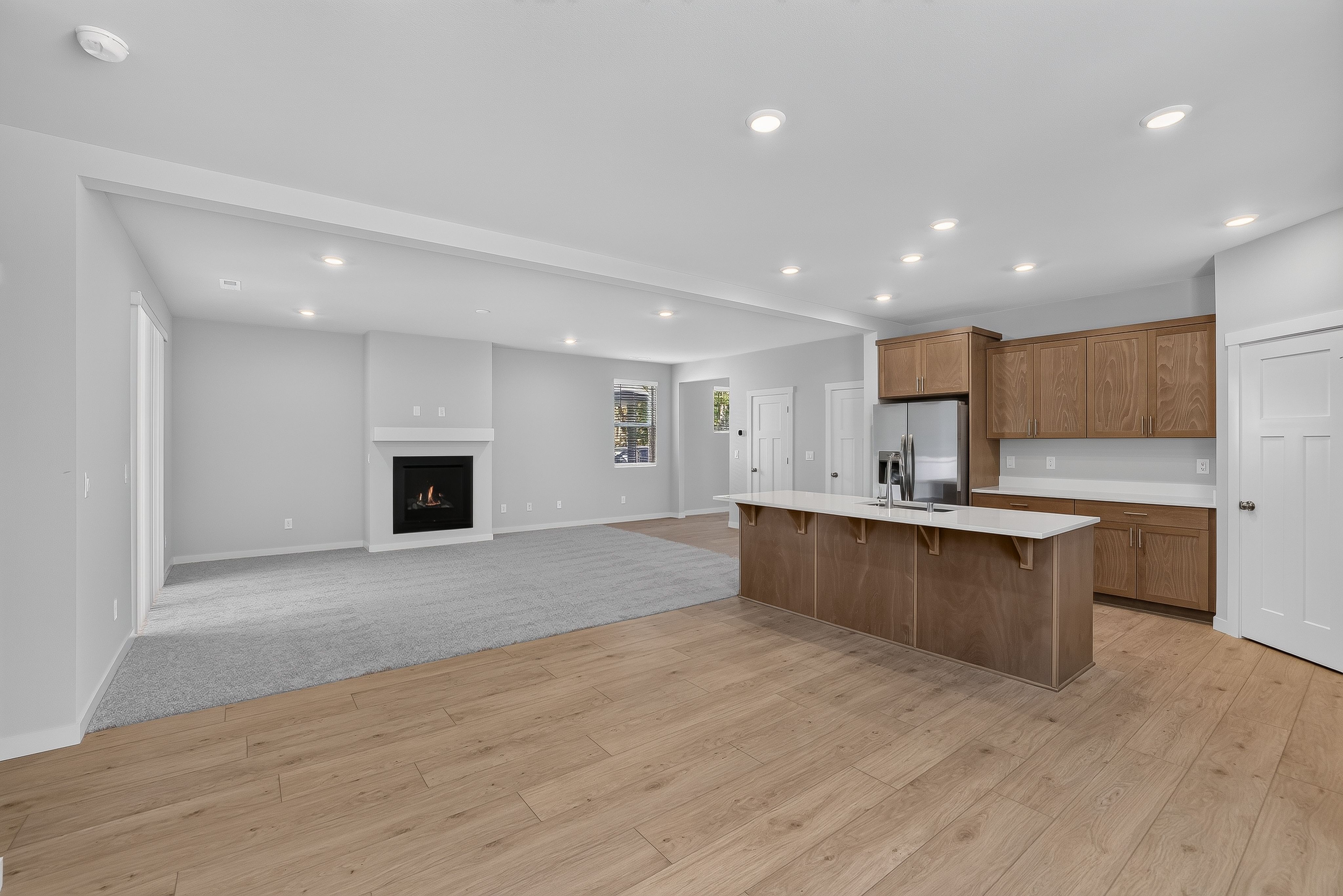 Heartwood Jasmine 12