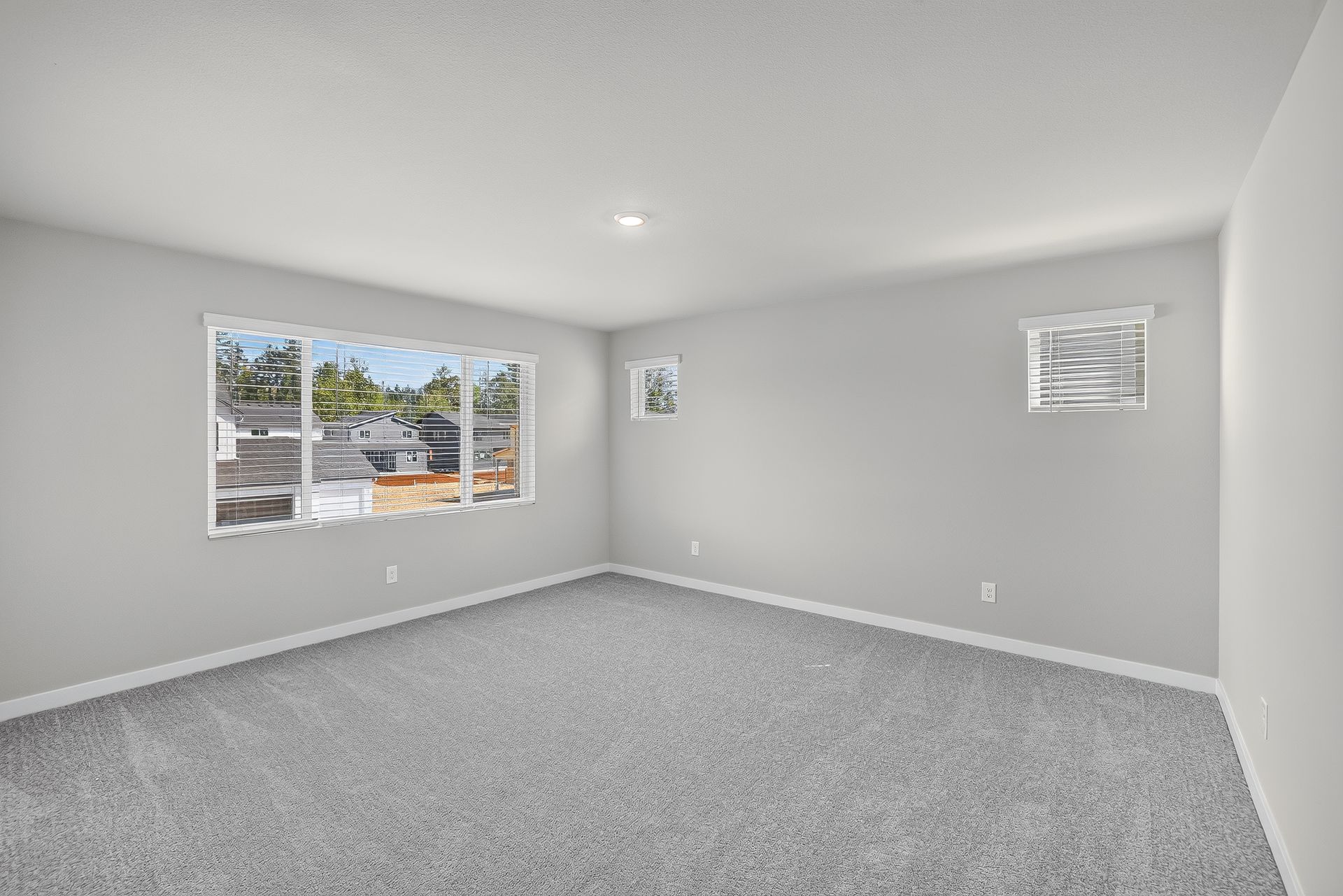 Heartwood Jasmine 22