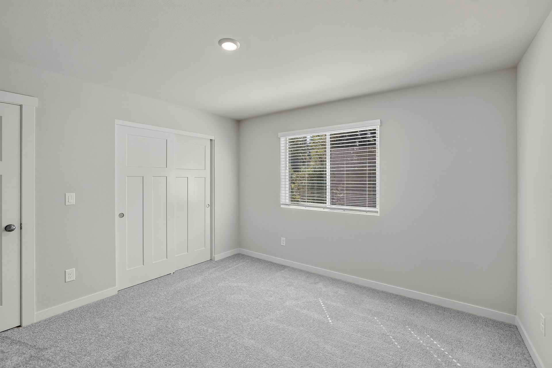 Heartwood Jasmine 23