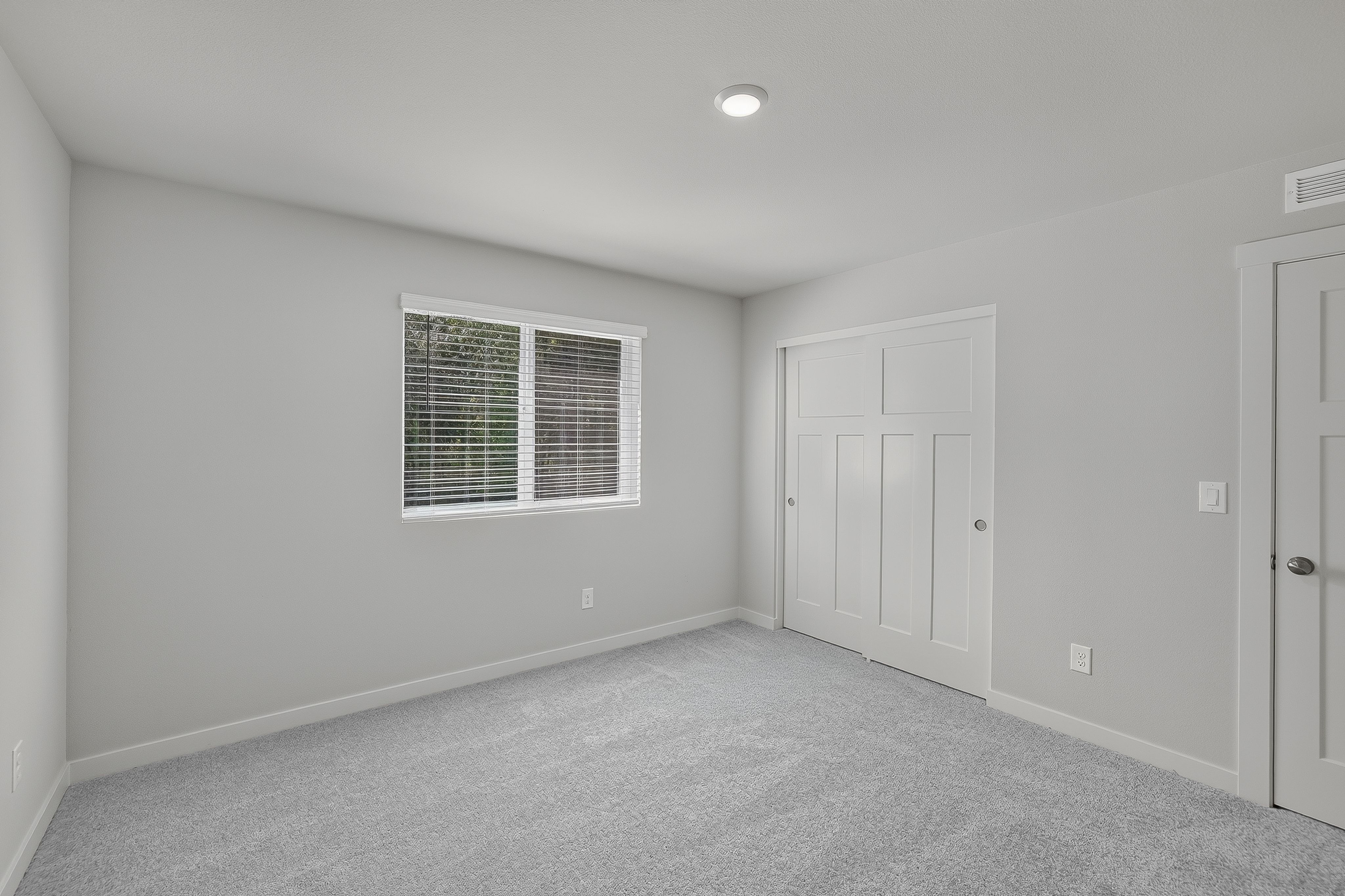 Heartwood Jasmine 25