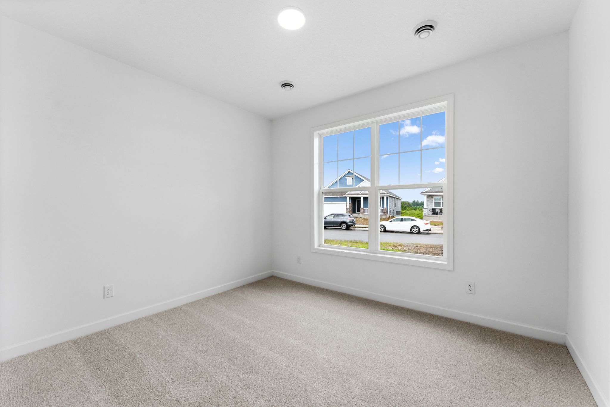 4 Tavera Corsica QMI H S7402 Bedroom 2of3 F1