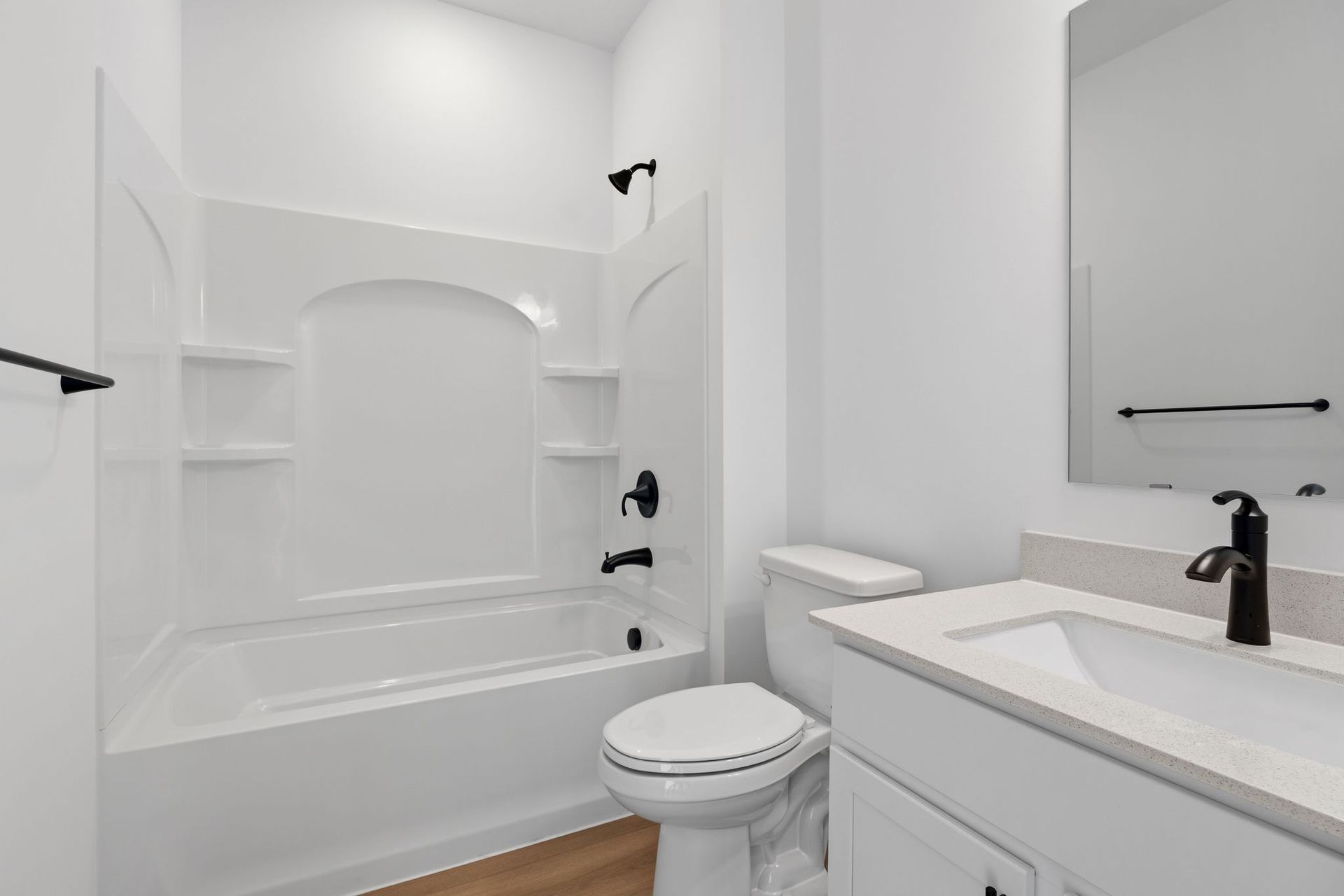 2 Tavera Corsica QMI H S7602 Bathroom F1