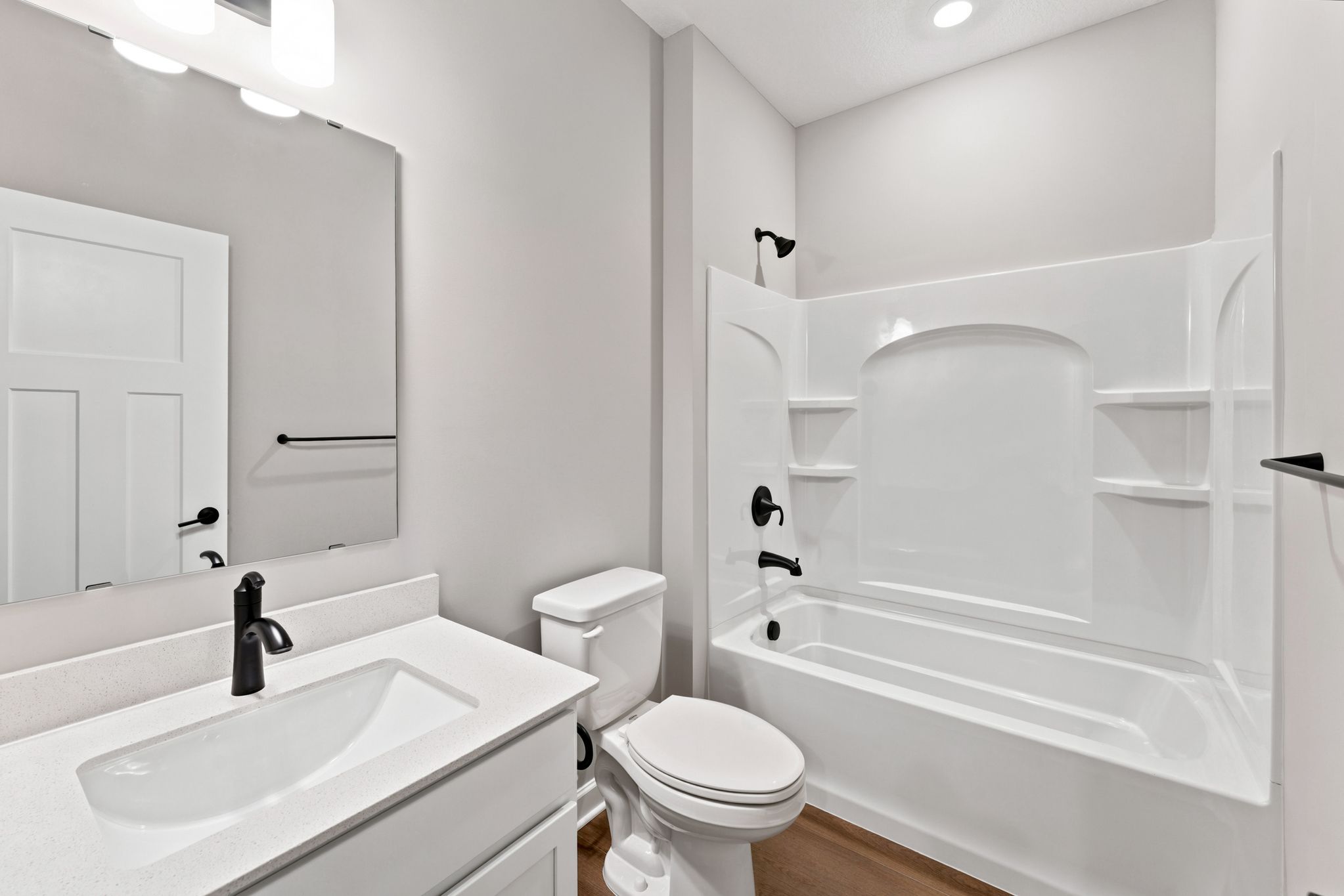 16 Tavera Salerno QMI H S7405 Room F1