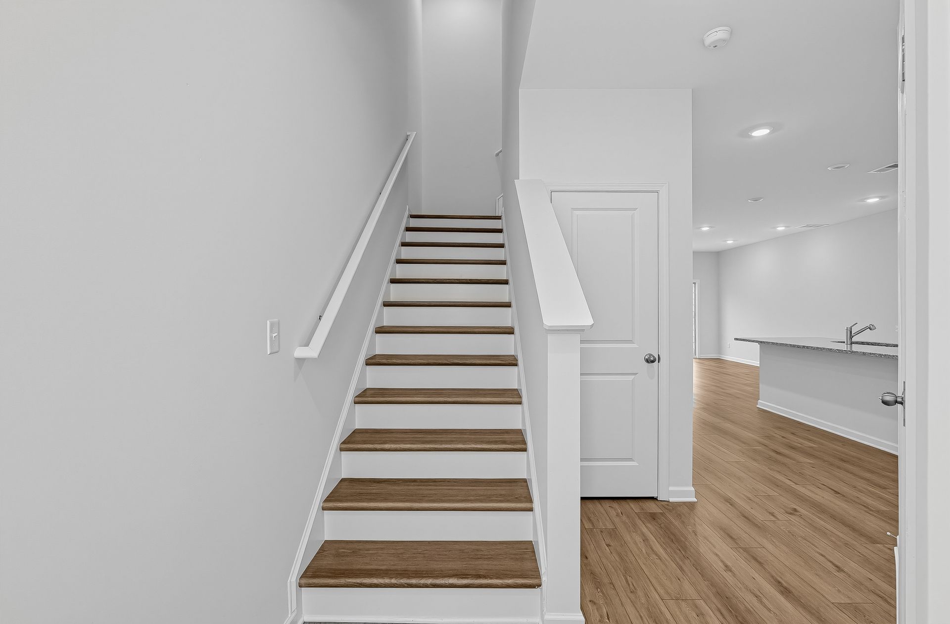 Townsat Creekside Hawkinswbasement 24