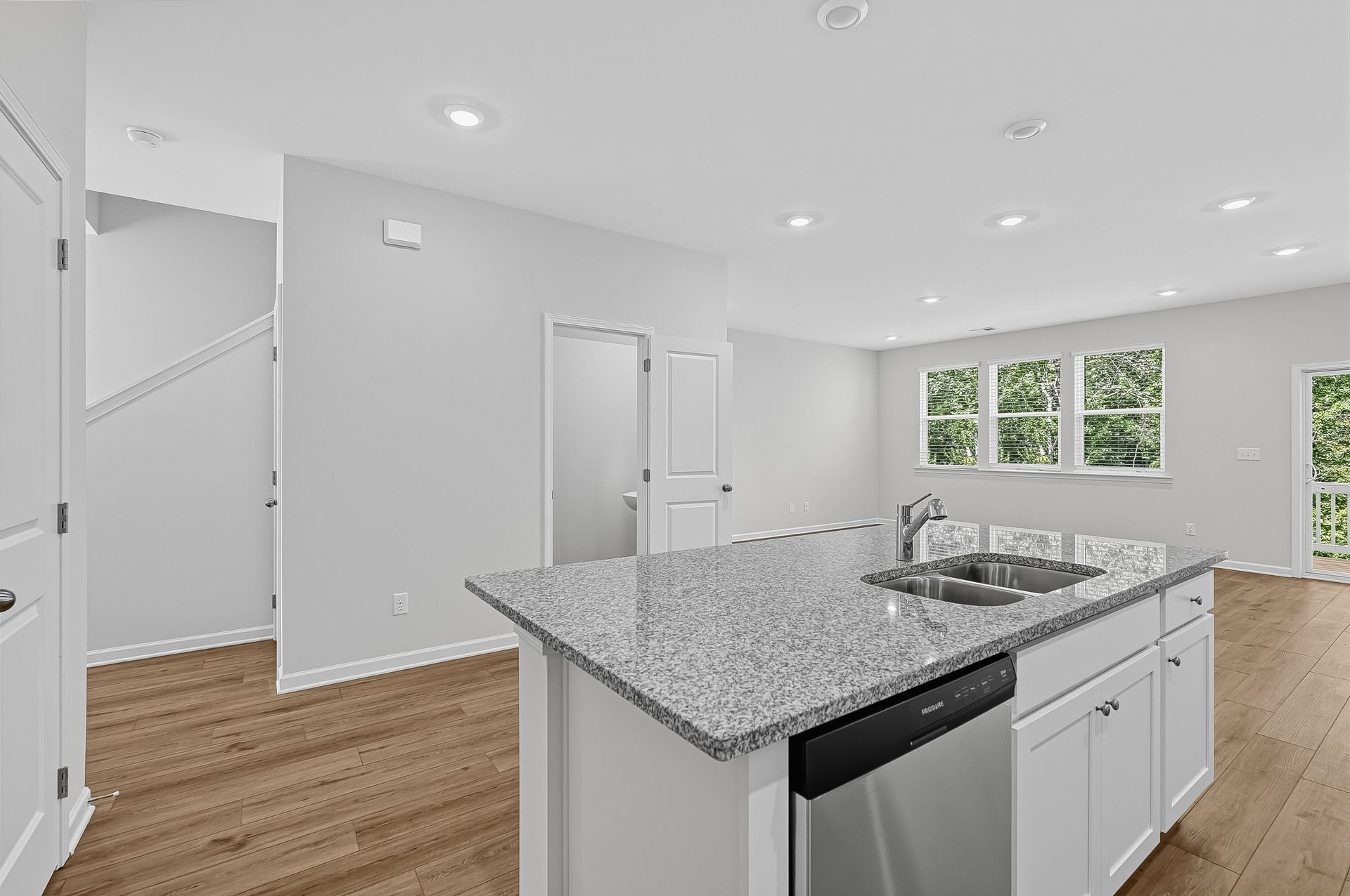 Townsat Creekside Hawkinswbasement 8