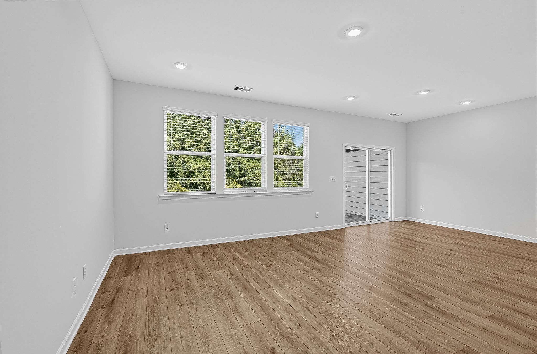 Townsat Creekside Hawkinswbasement 7