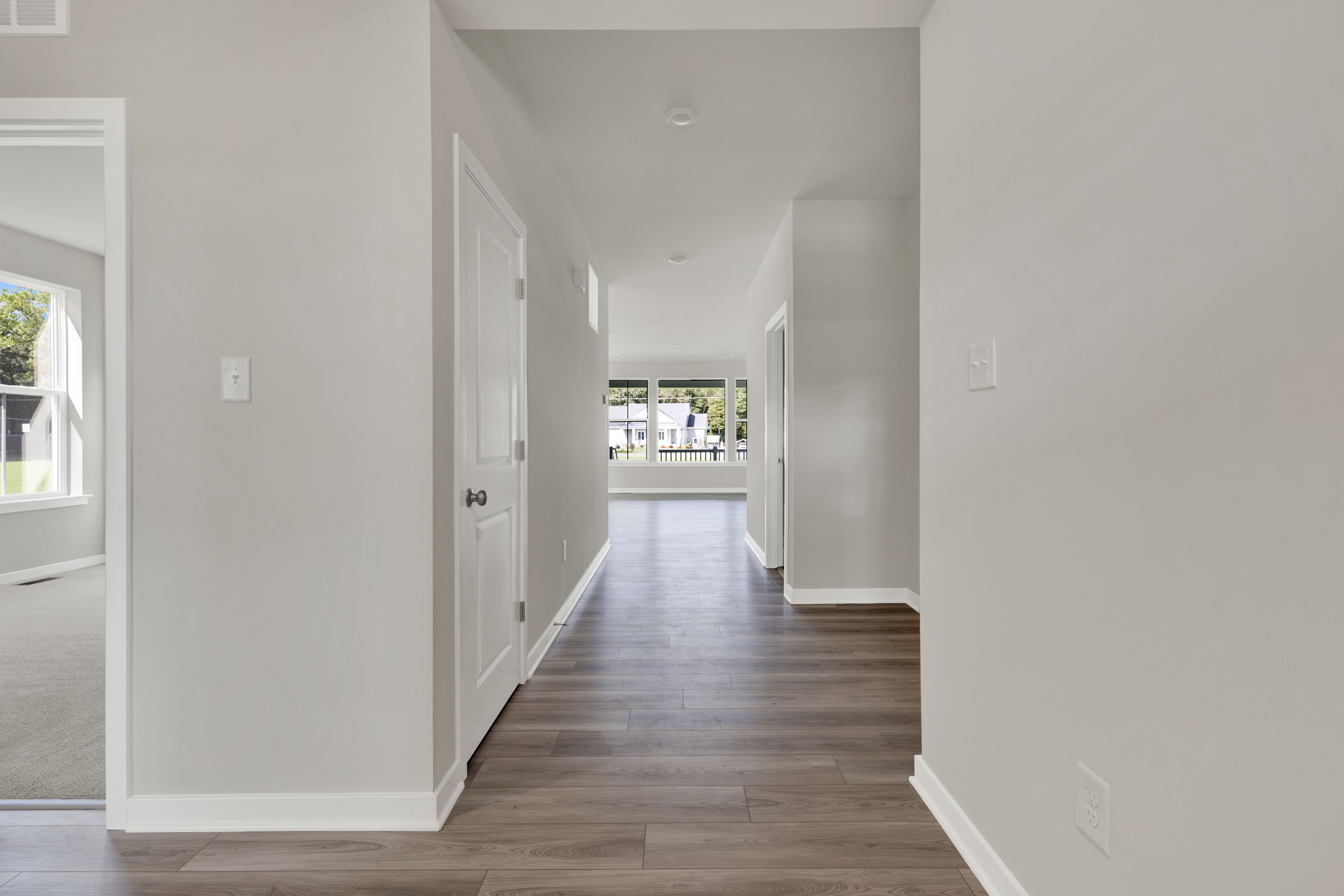 Four Winds Farm Savannah Hallway