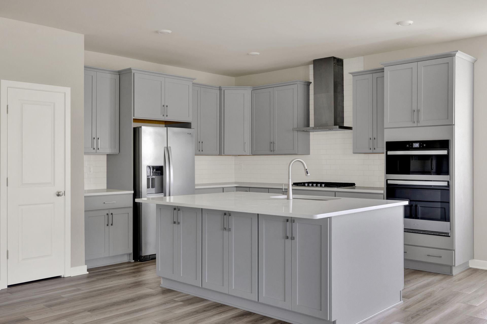 Four Winds Farm Savannah Kitchen 2of4