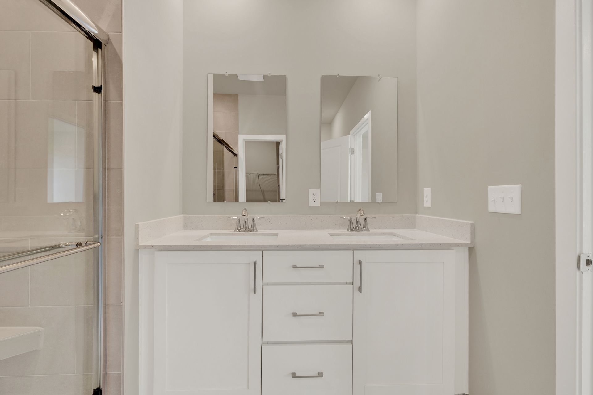 Four Winds Farm Newport Owners Bath 2of2