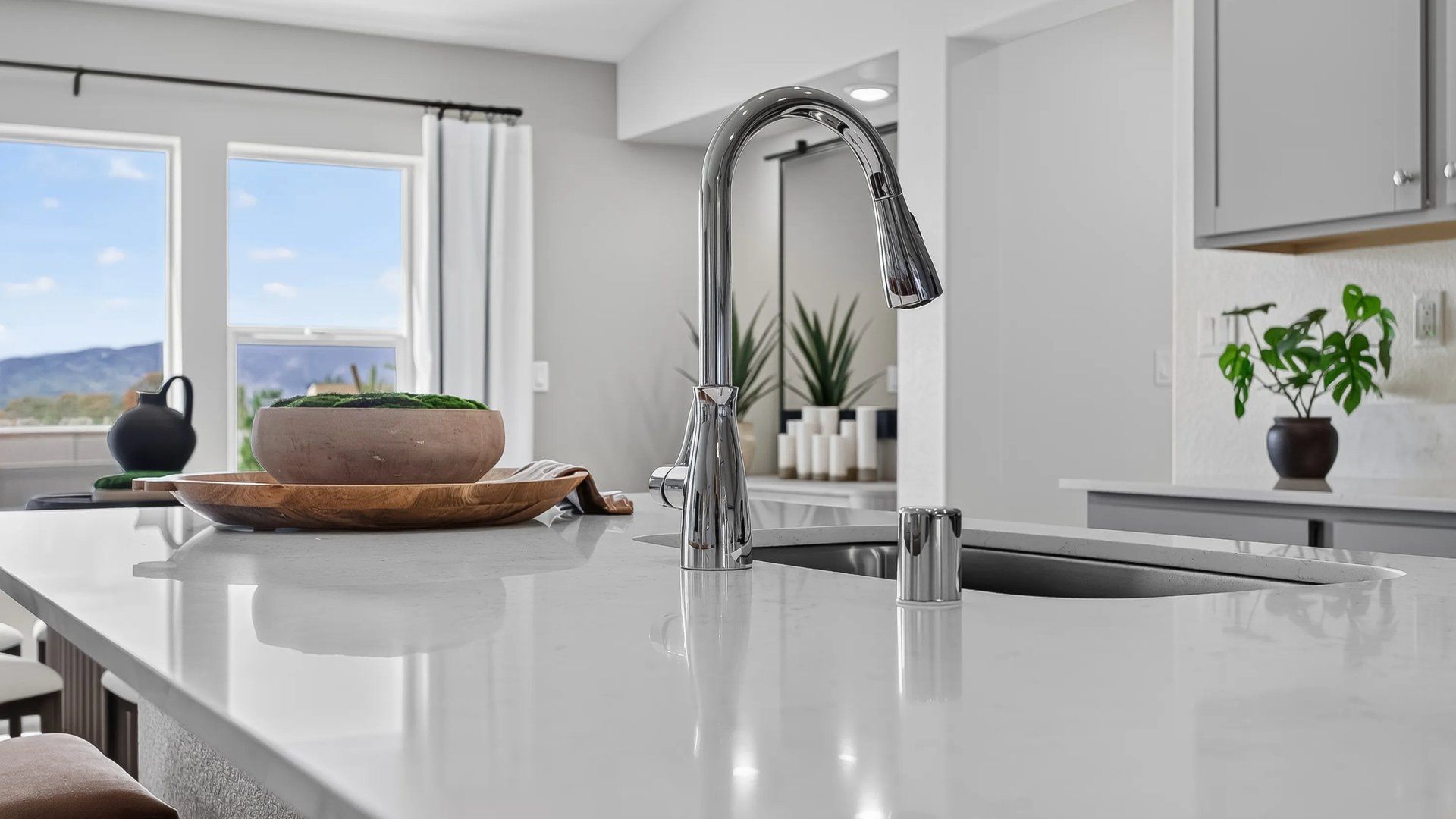Kitchen sink
