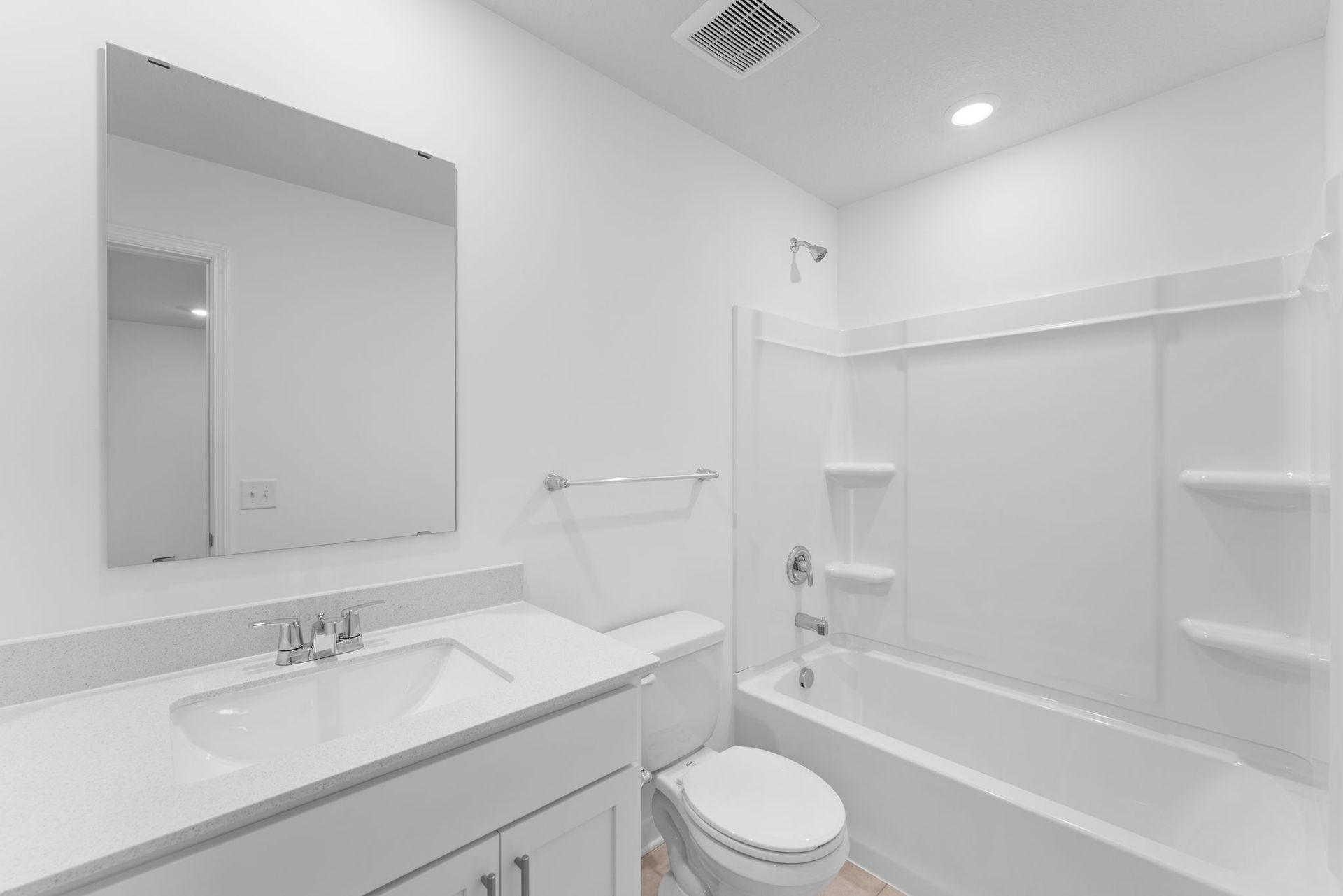 2 Pioneer Commons Franklin QMI H S22177543601 Bathroom F2