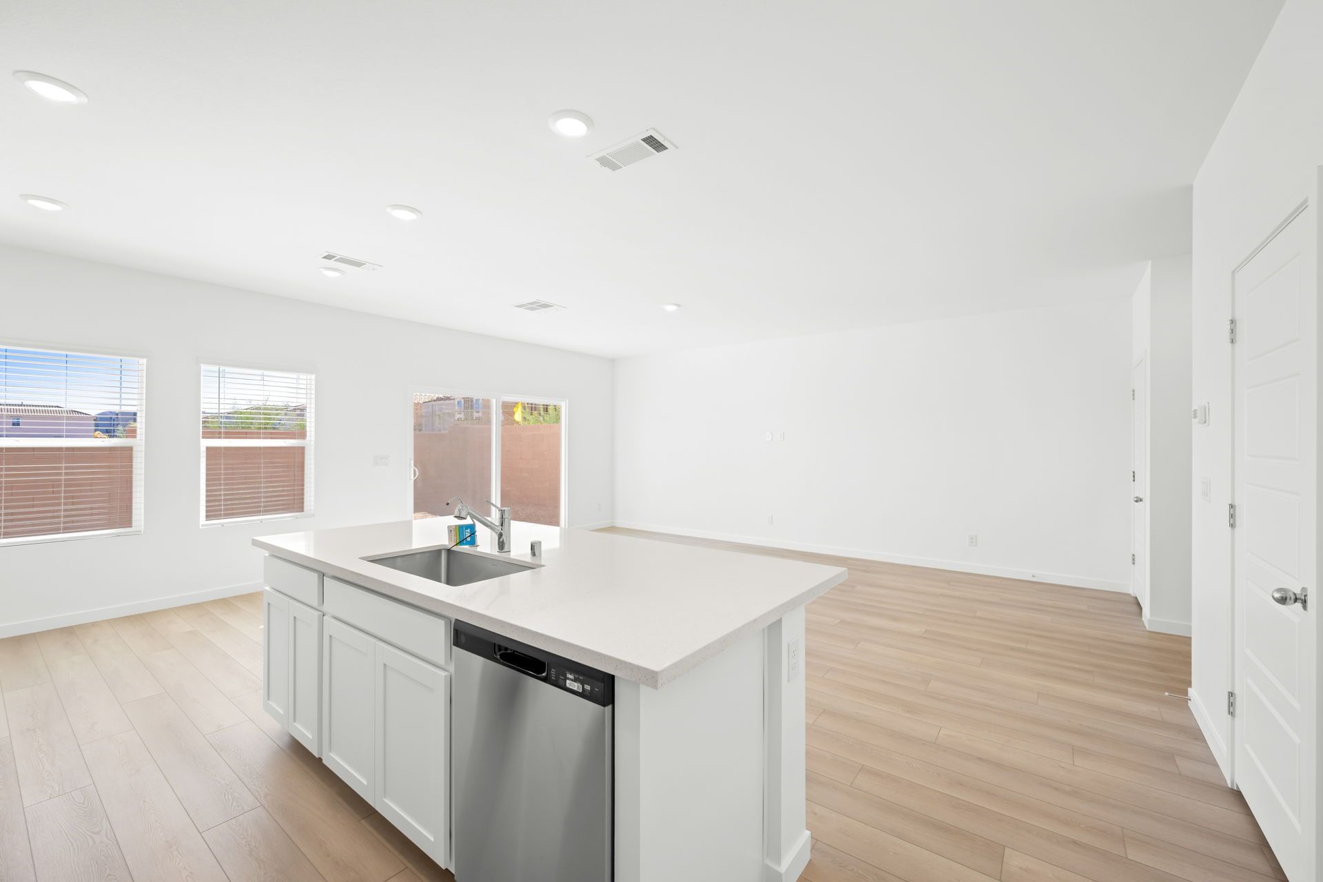 Lennar4059 Kalina Ridge Ave09
