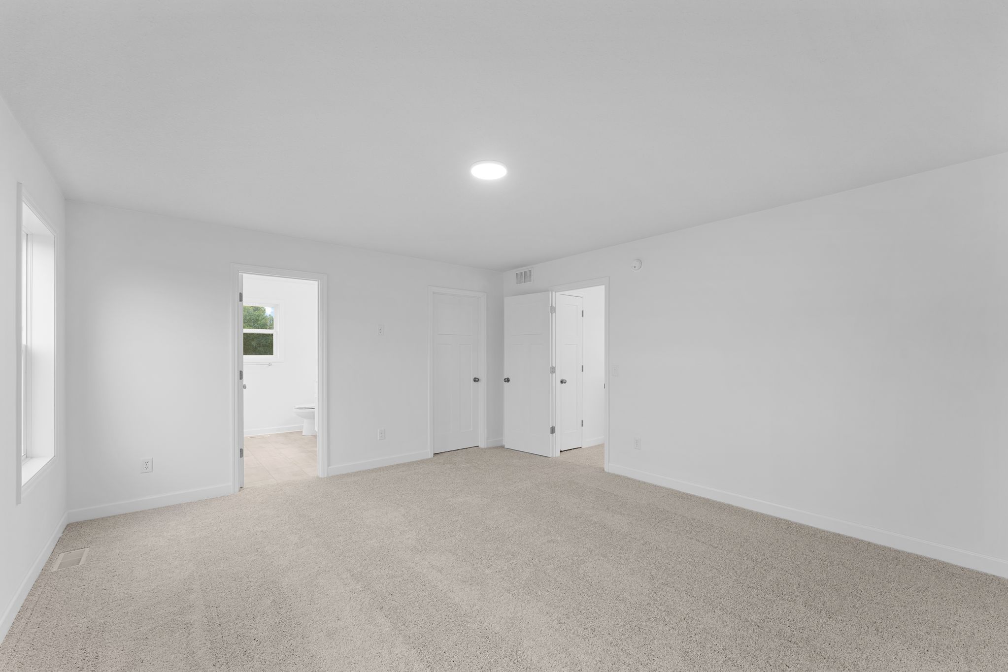 14 Fieldsof Winslow Cove Bristol QMI H S22134543613 Owners Bedroom 2of2 F2