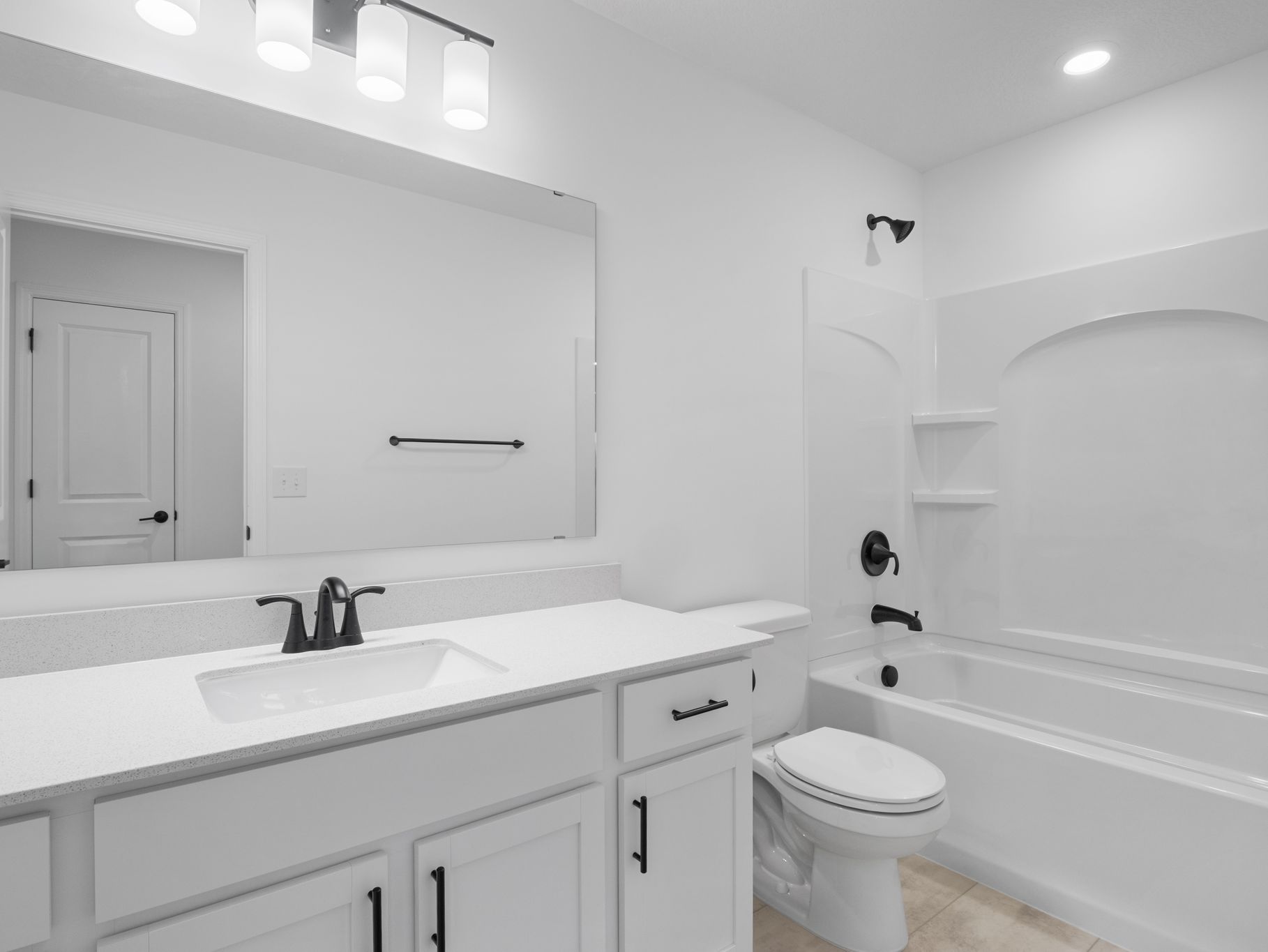3 Voyageur Farms Davis QMI H S3505 Bathroom 2of2 F2