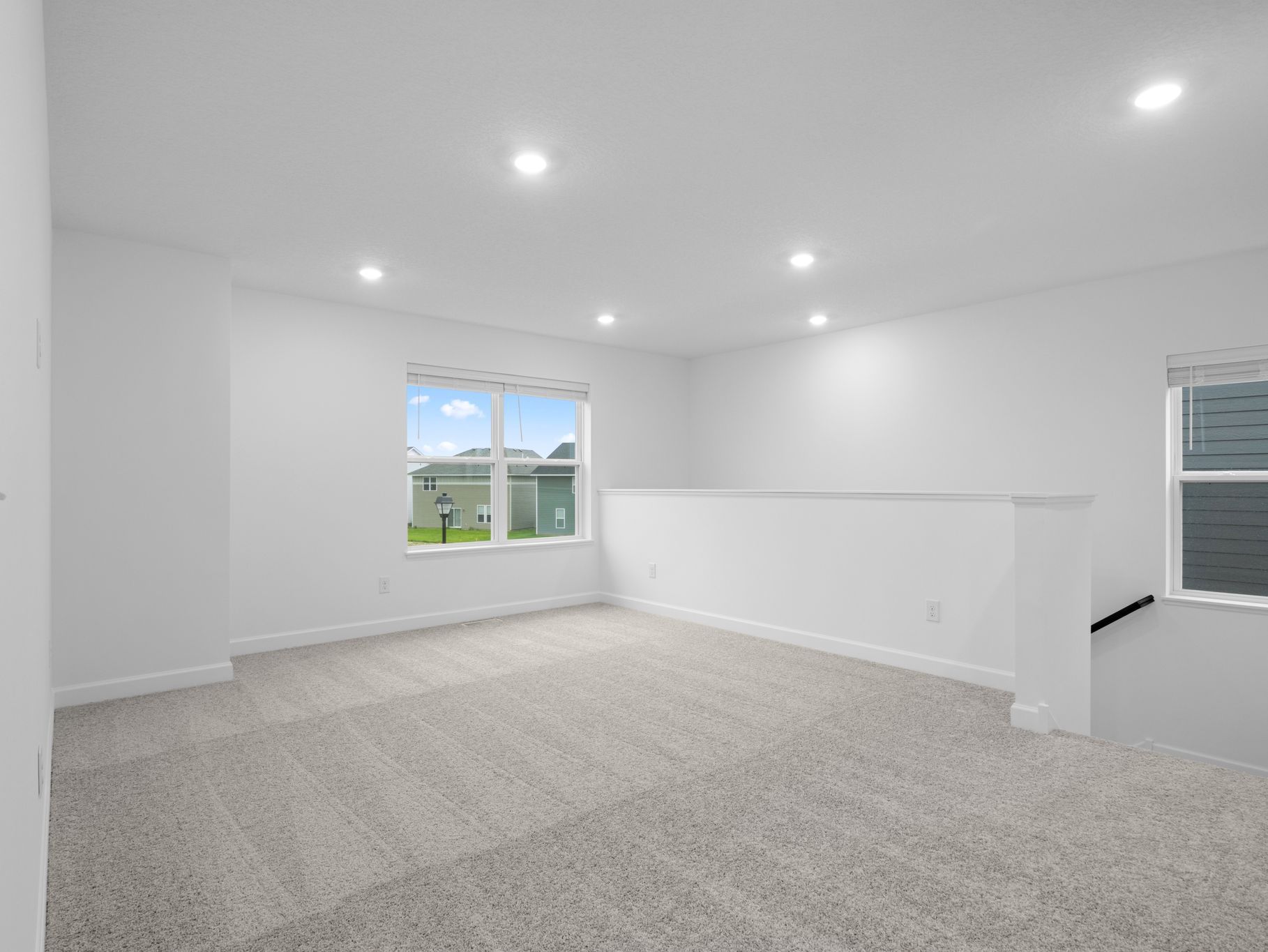 15 Voyageur Farms Davis QMI H S3505 Loft F2