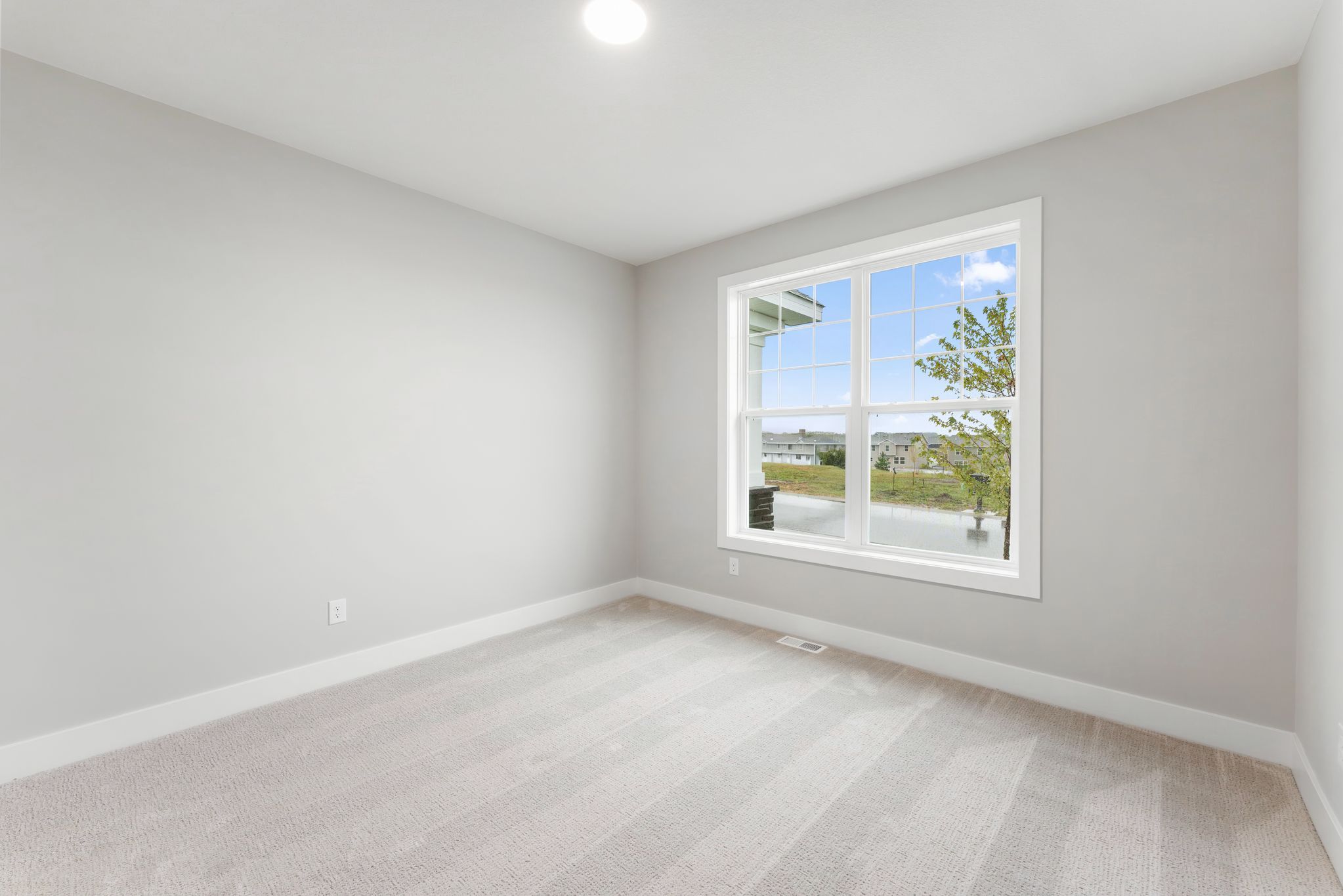 7 Cedar Hills Montreux QMI H S5209 Bedroom 3of4 F1