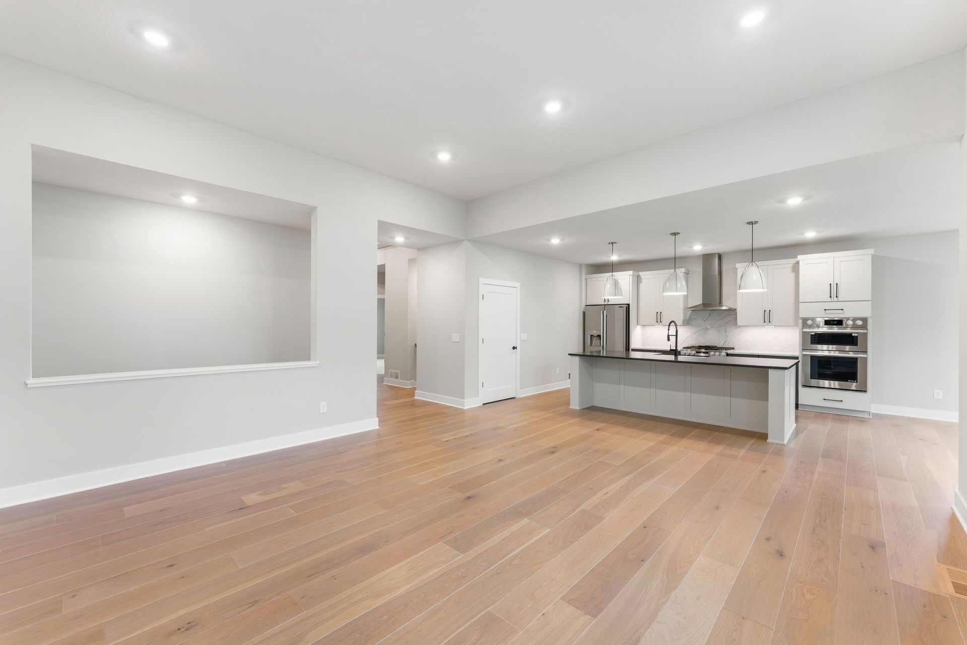 19 Cedar Hills Montreux QMI H S5209 Great Room 4of5 F1
