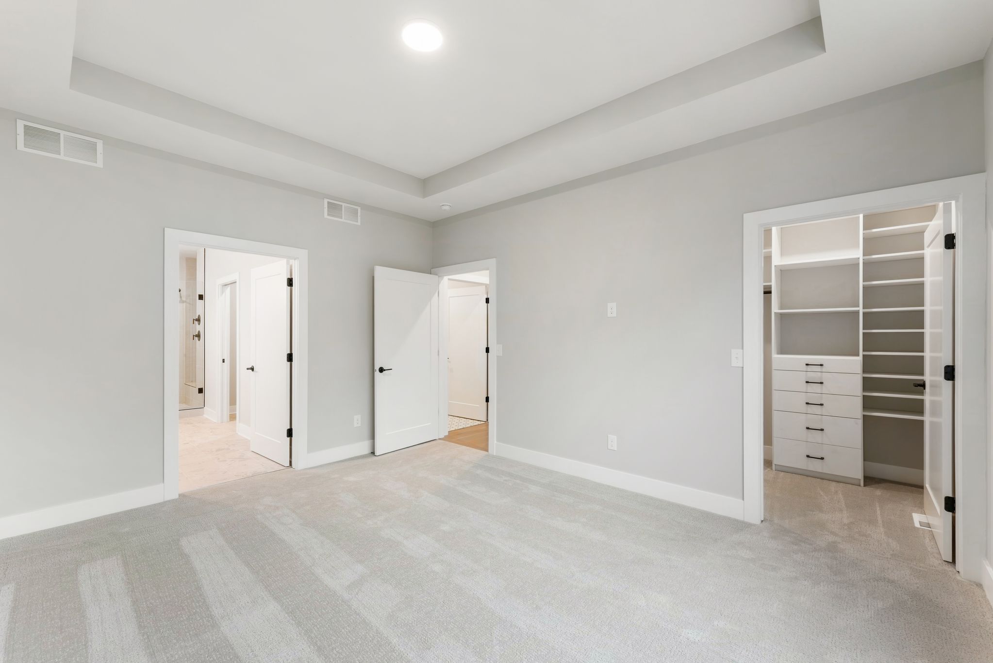 37 Cedar Hills Montreux QMI H S5209 Owners Bedroom 3of4 F1