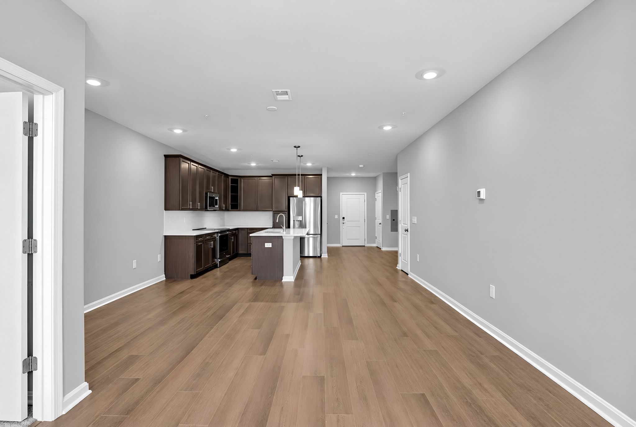 Beechfield Manors Rose Living 3of3
