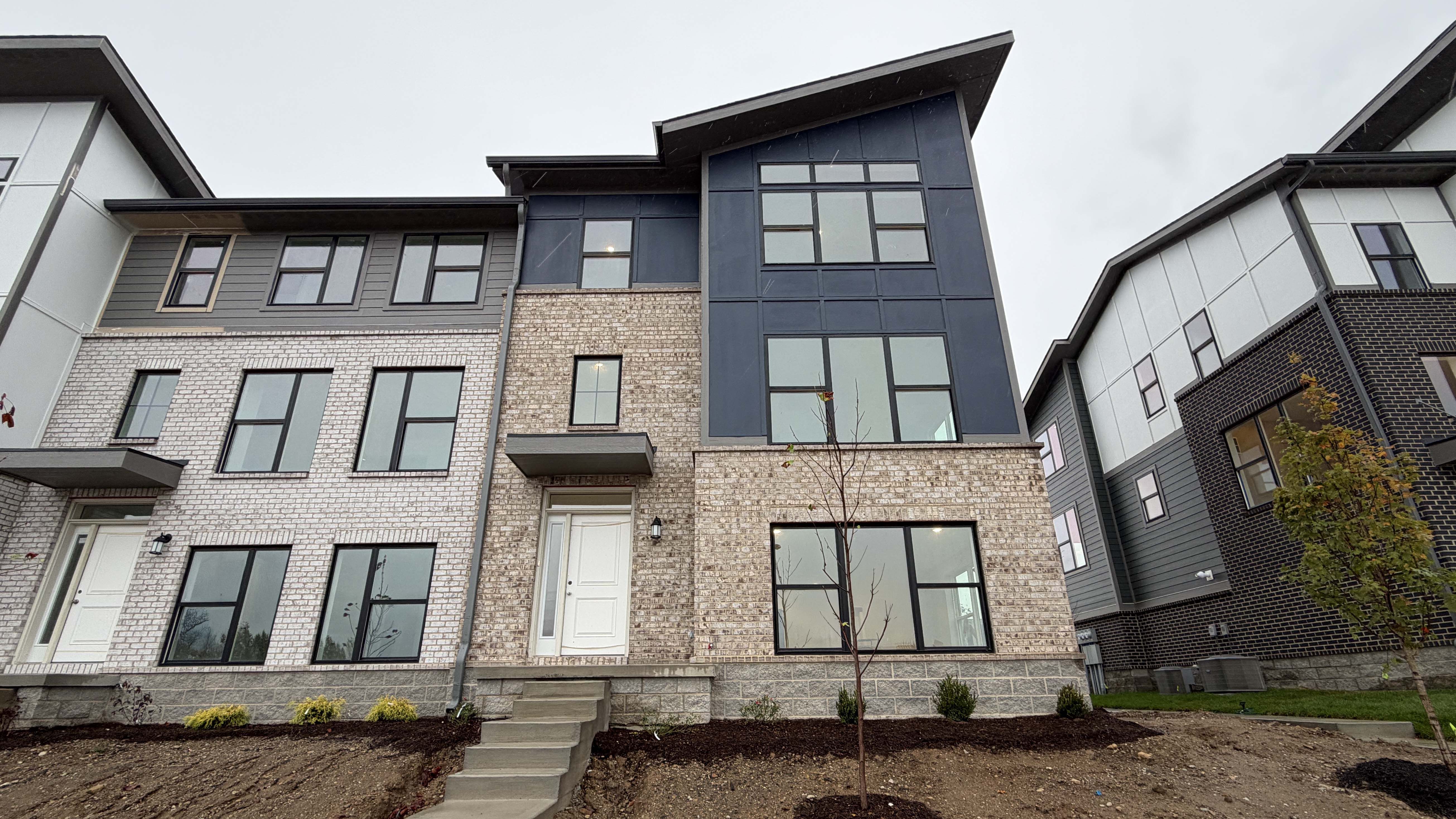 Noble West Townhomes por Lennar en Indianapolis Indiana