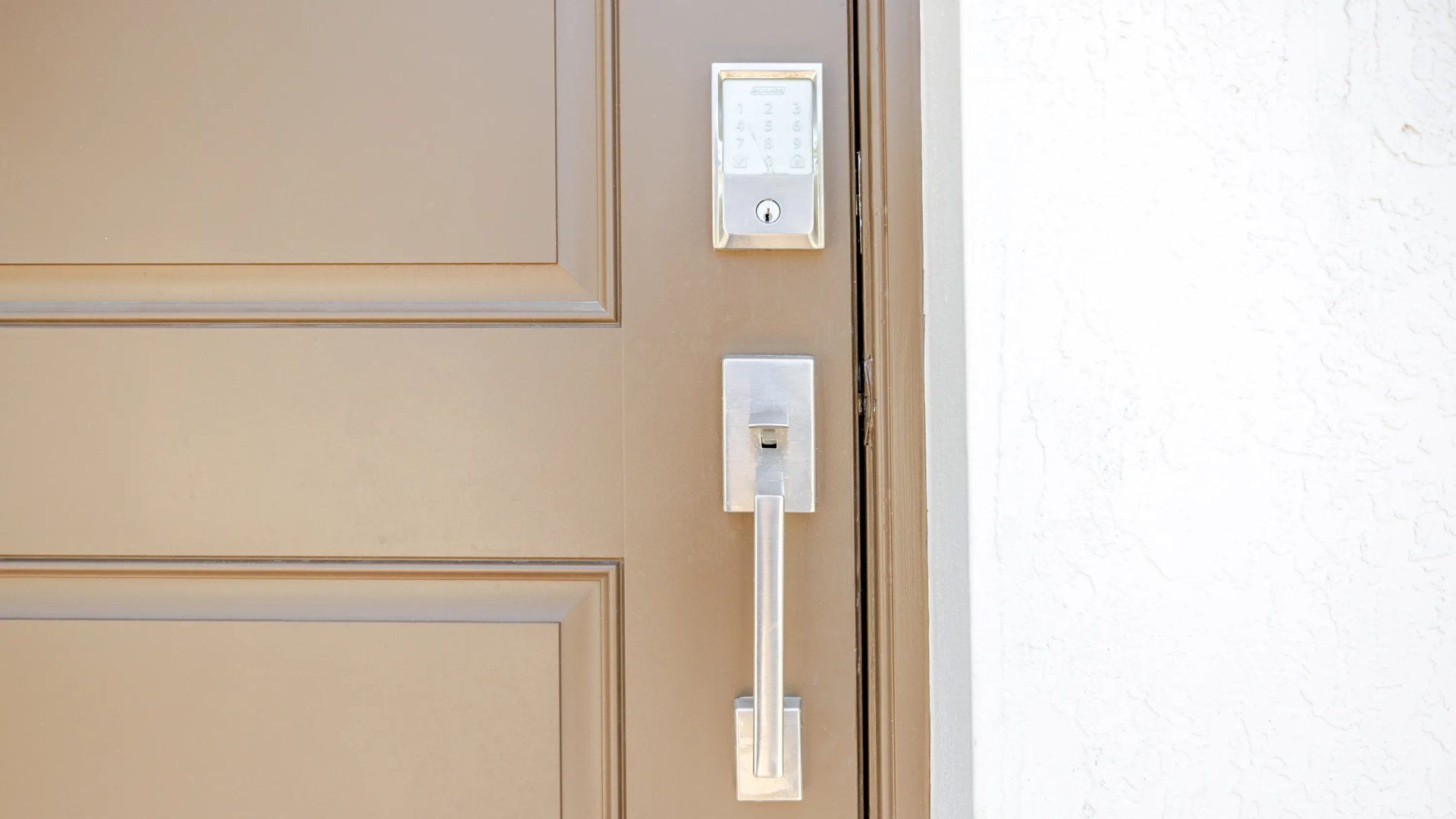 Smart WiFi Deadbolt