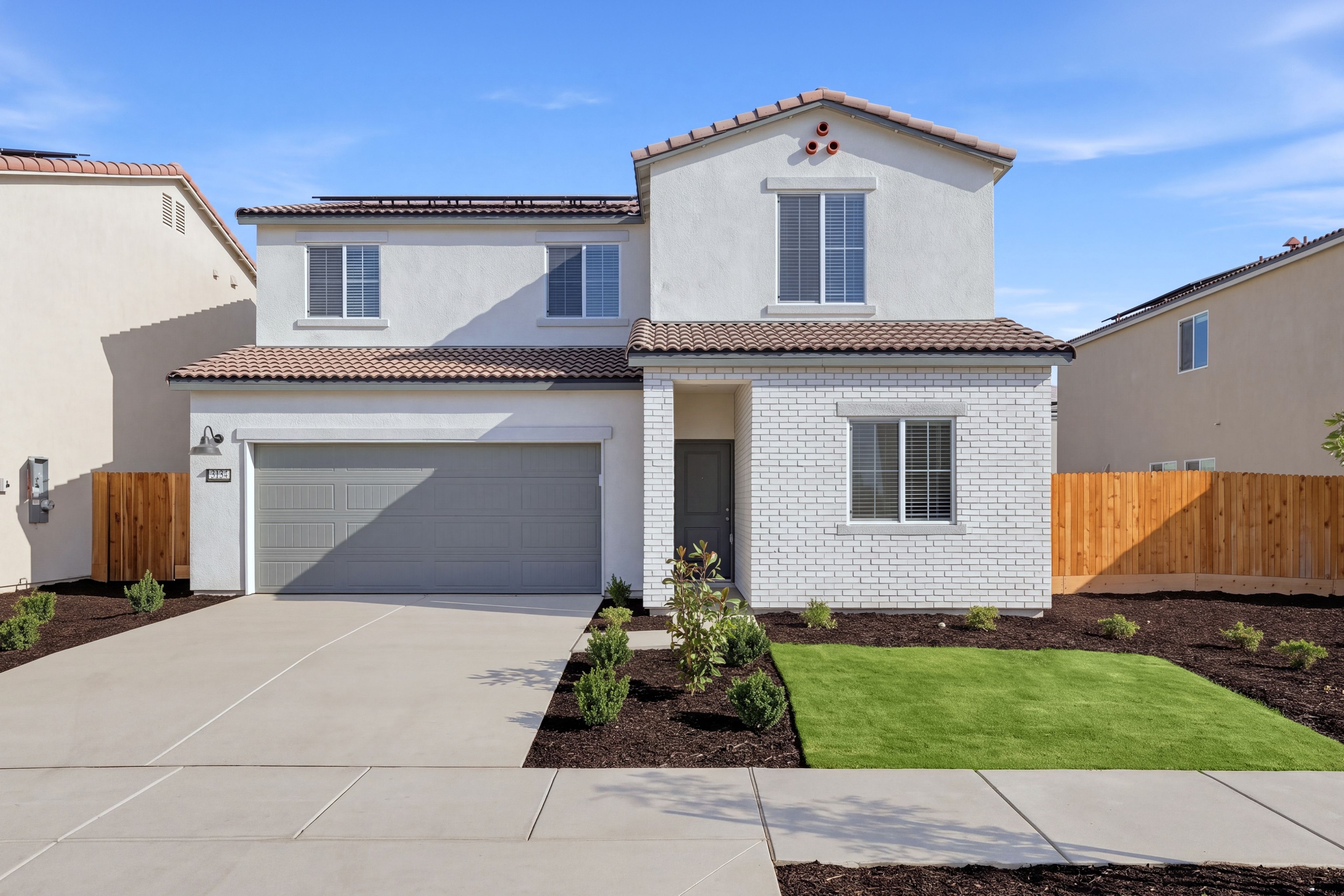Malaga - Higgins Ranch - Valencia Series: Visalia, California - Lennar