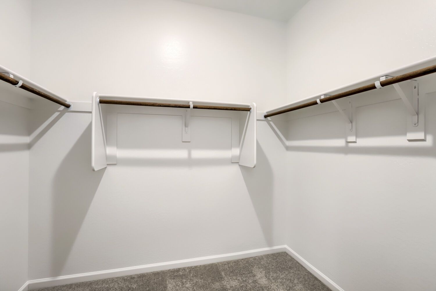 23441 W Chipman Rd   Web Quality   009   09 Primary Bedroom Closet