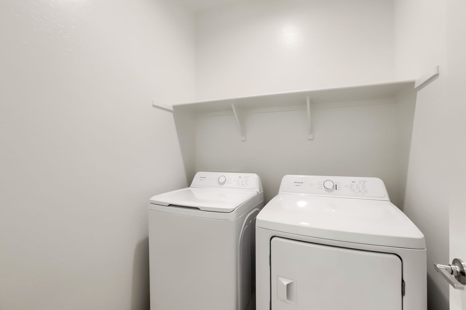 23441 W Chipman Rd   Web Quality   010   10 Laundry Room