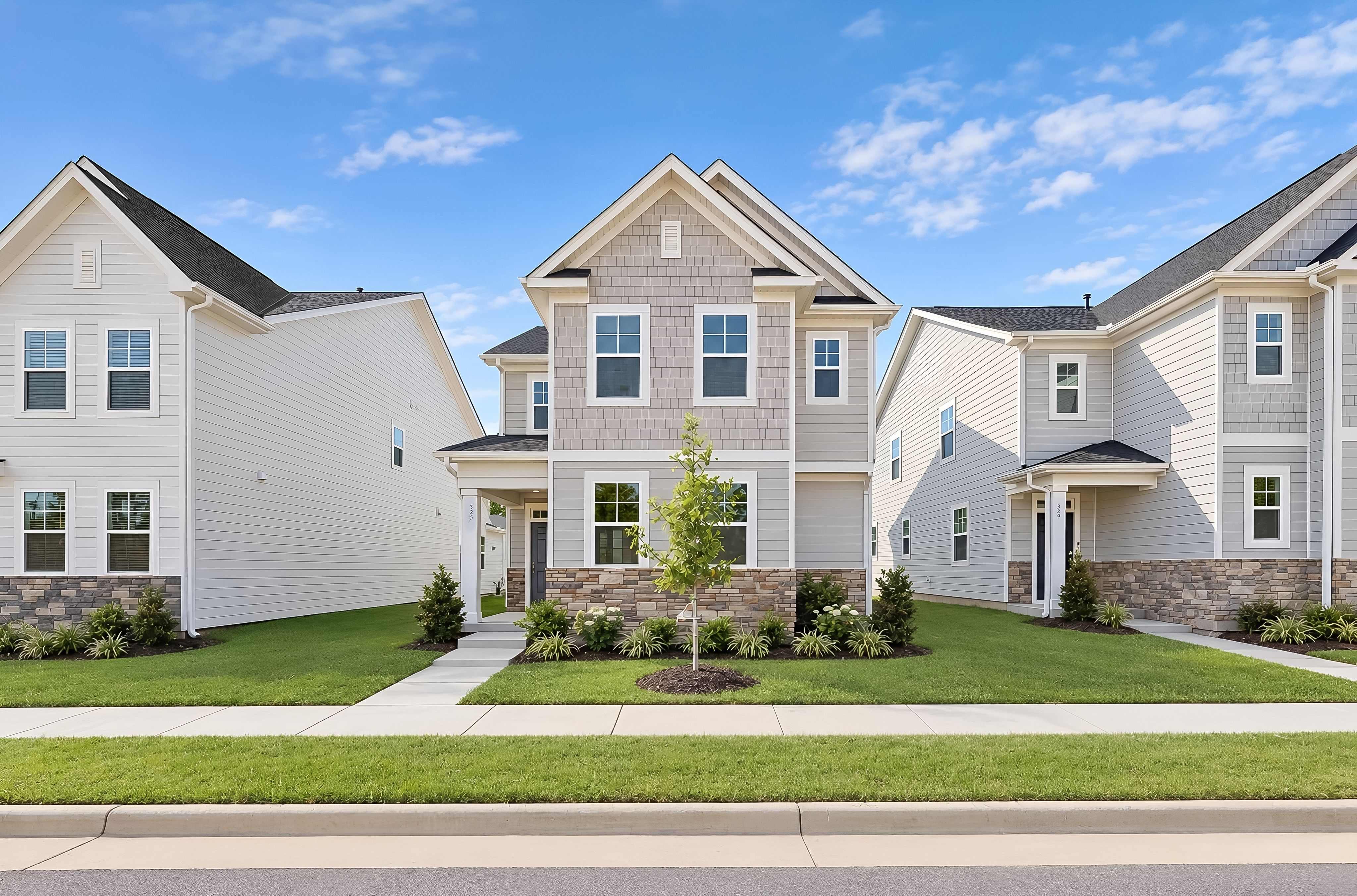 325 GOLDEN TRACE DRIVE (Waterbury)