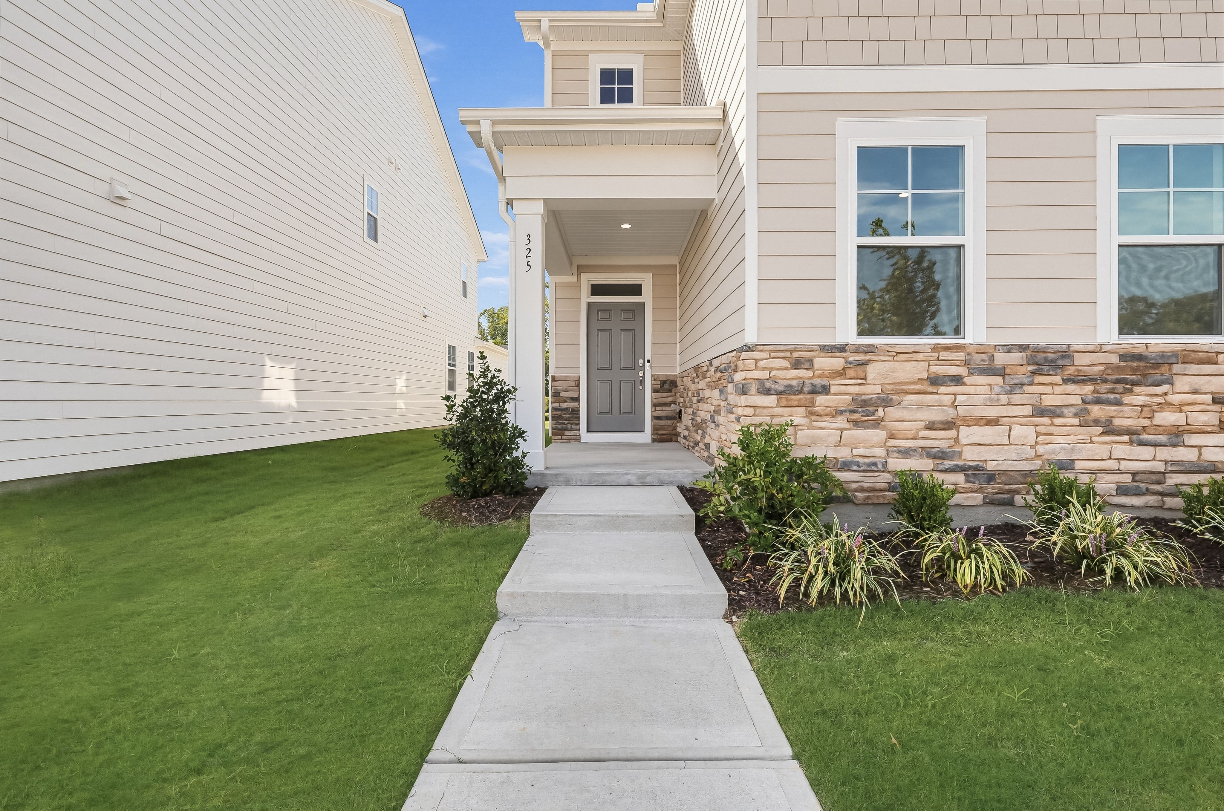 Golden Trace Waterbury 3