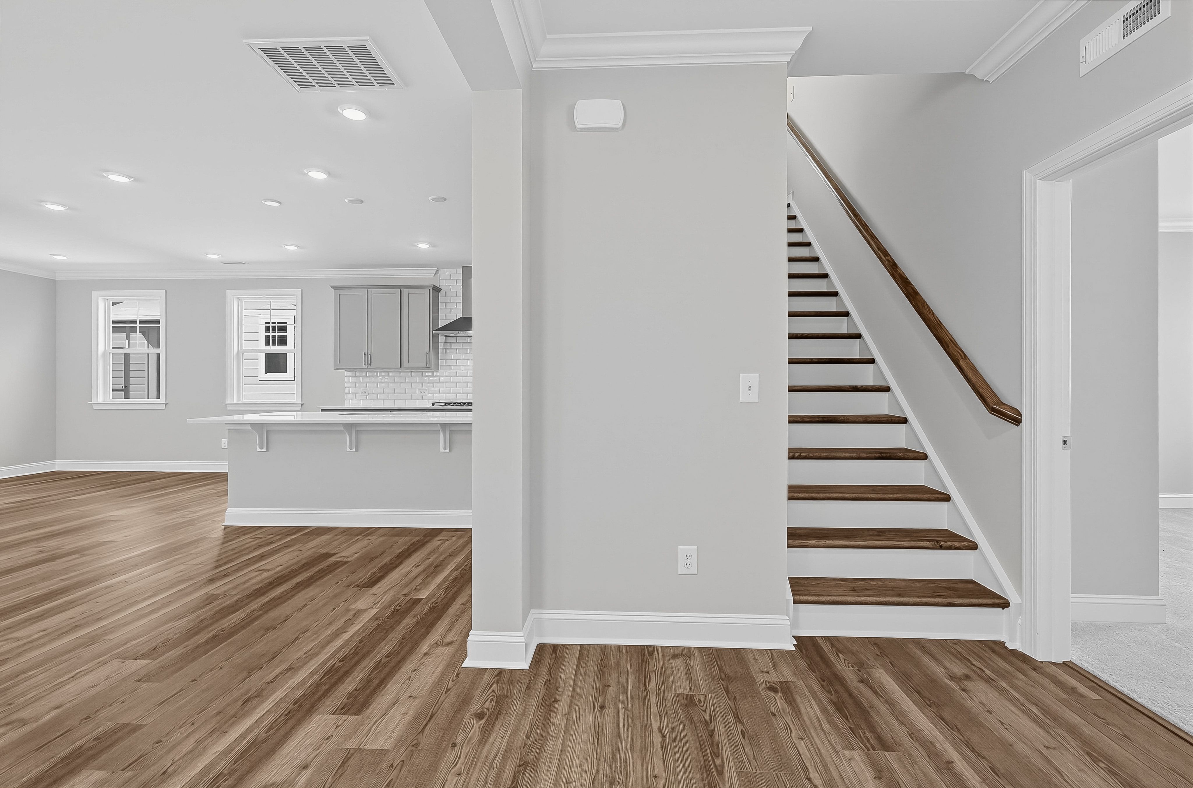 Golden Trace Waterbury 30