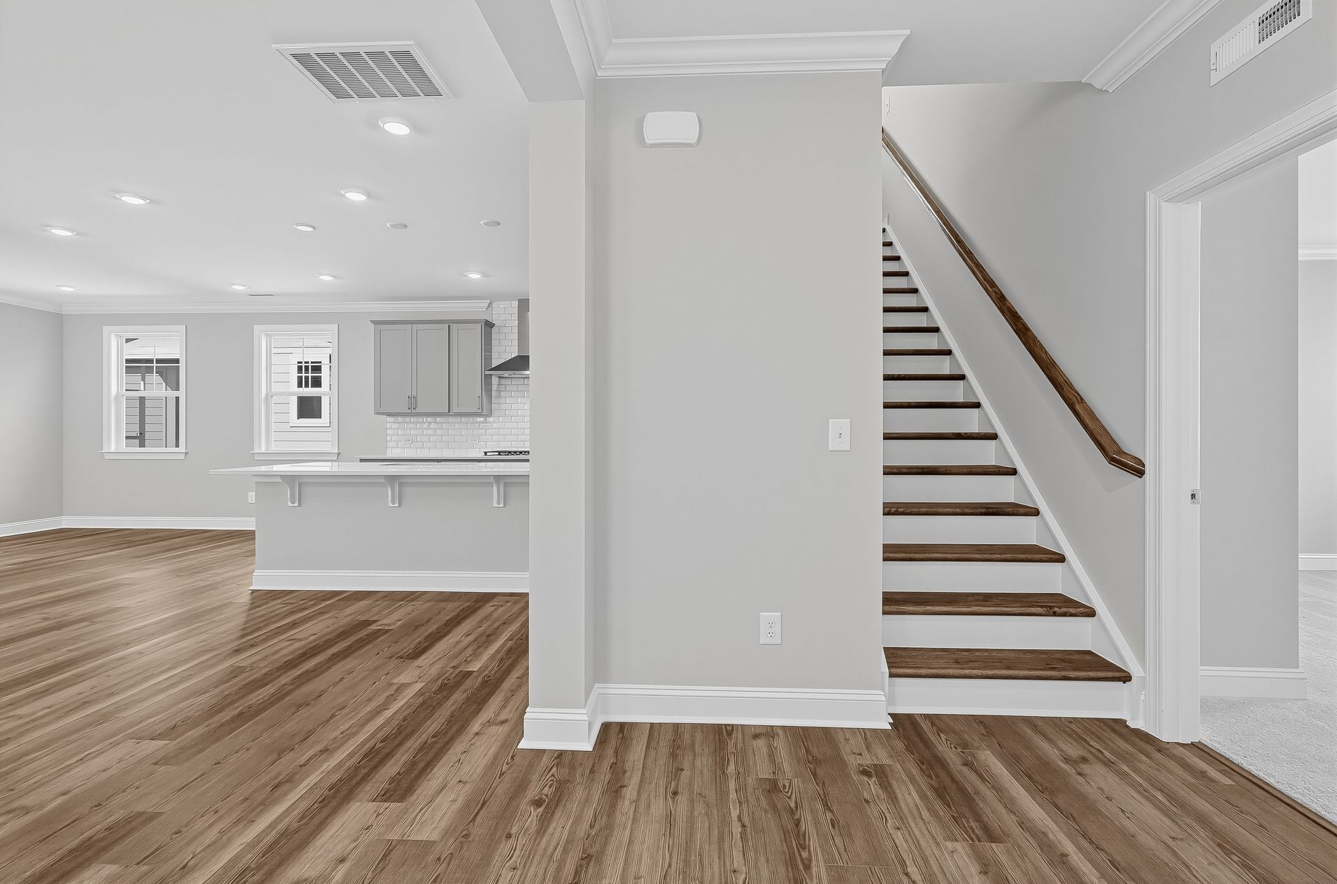 Golden Trace Waterbury 30