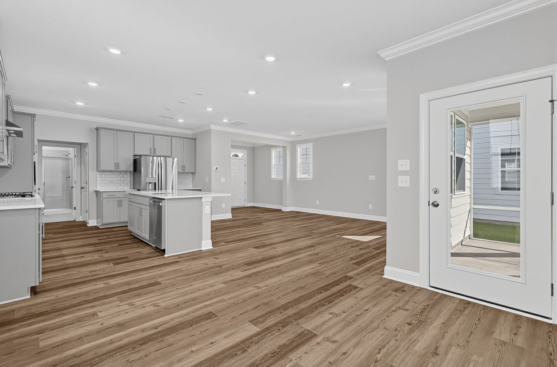 Golden Trace Waterbury 12