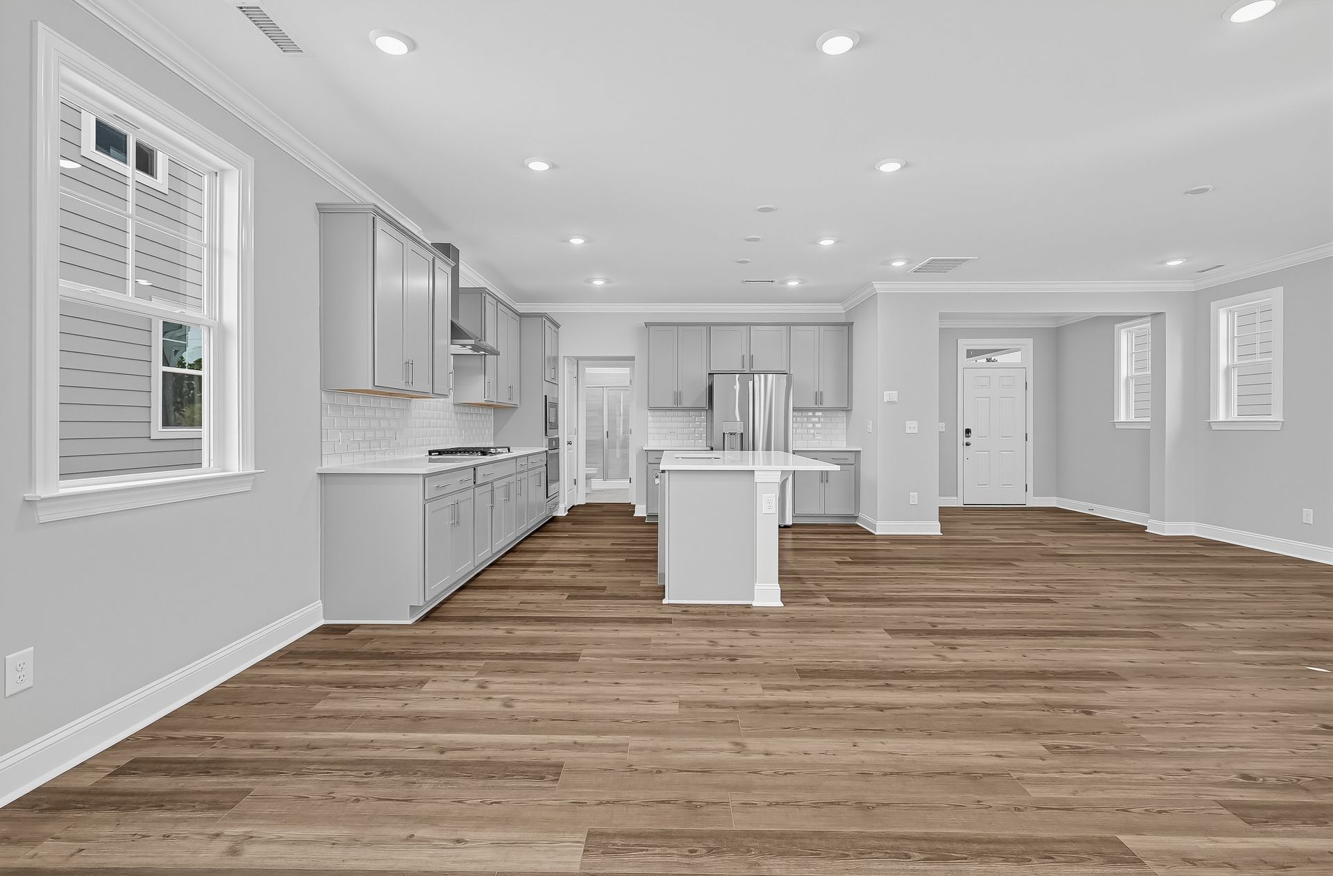 Golden Trace Waterbury 18