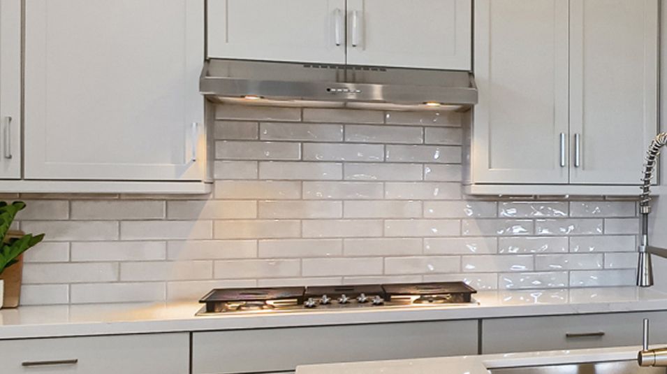 Horizon Saddleback Avery Kitchen 3of3 F1