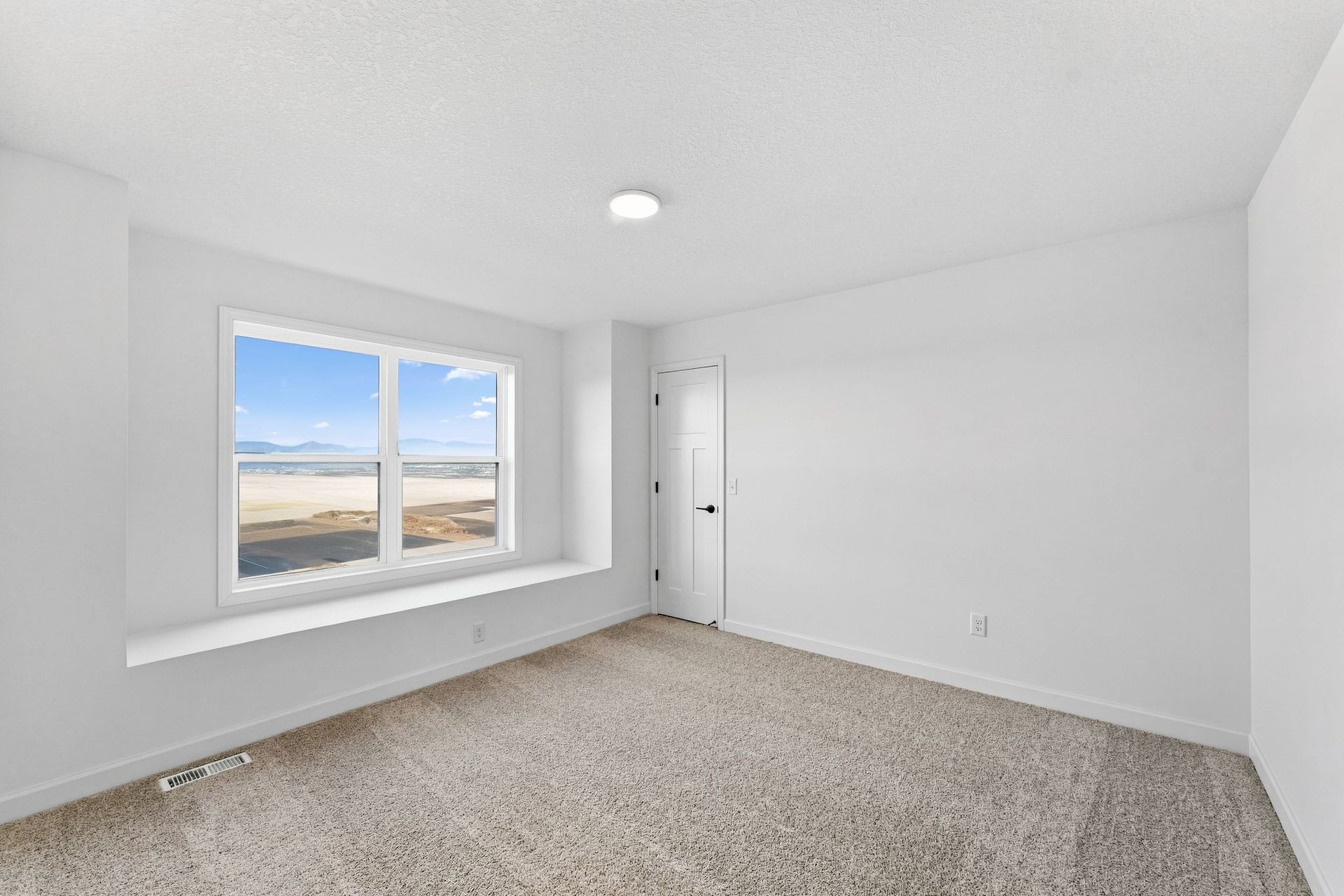 6 Watermark Lewis QMI H S20748548503 Bedroom 1of5 F2