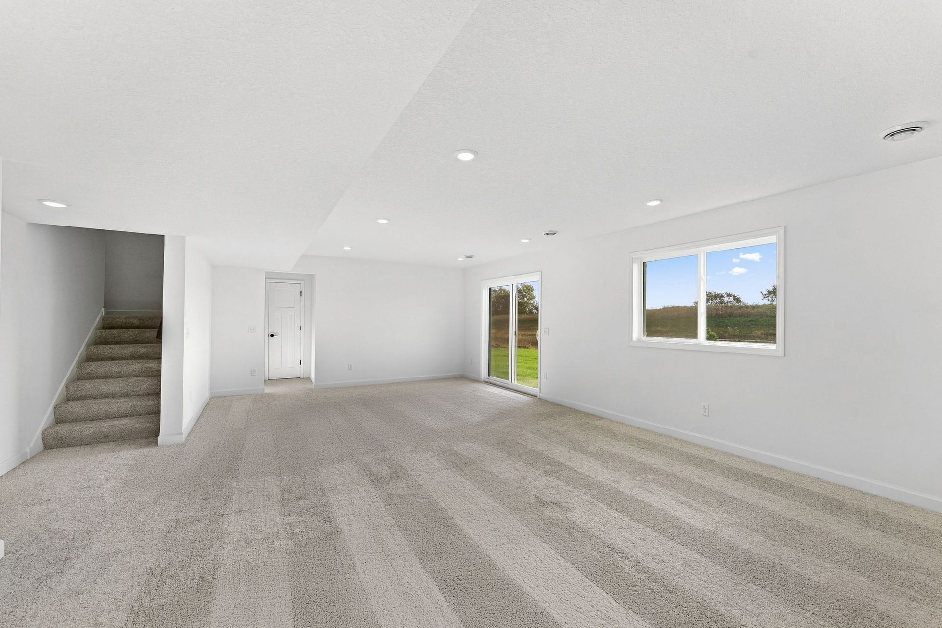 20 Watermark Lewis QMI H S20748548503 Recreation Room F0