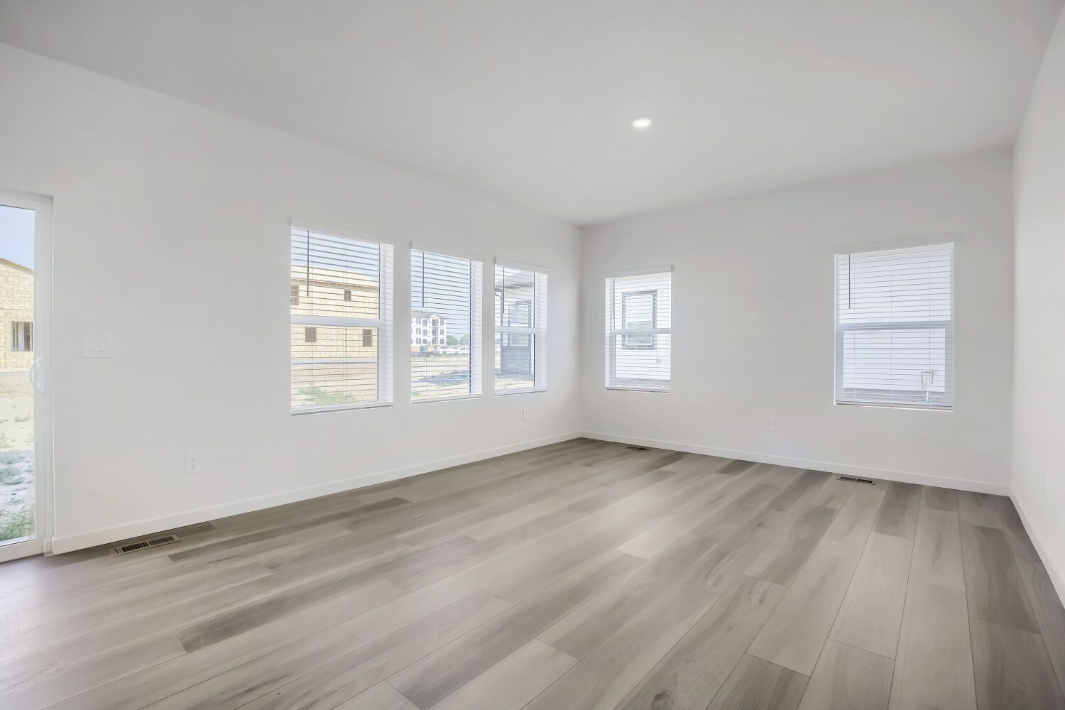 182 Mia Ln Great Room