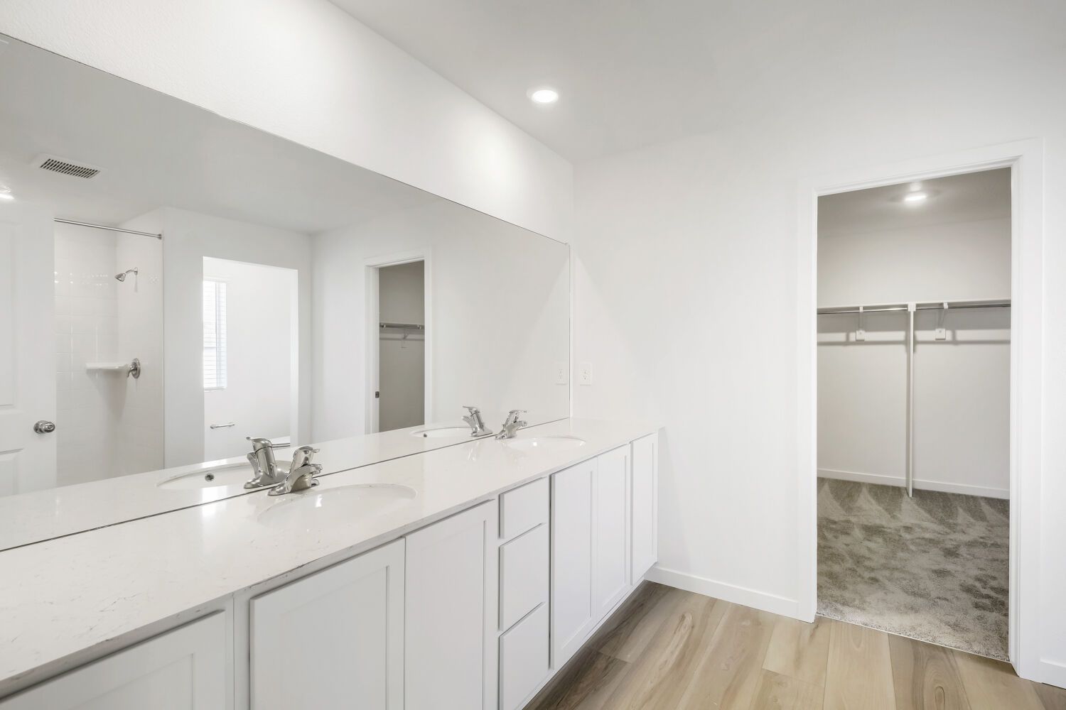 182 Mia Ln Owner's Suite Bathroom