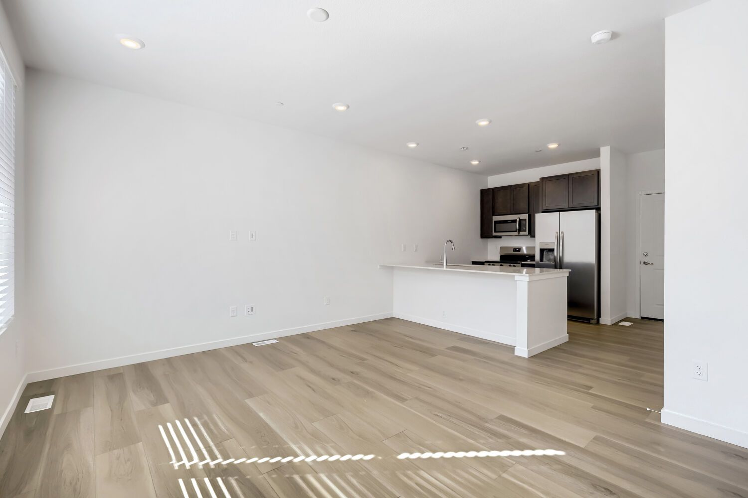 1967 Crested Lark St Unit 2 Great Room 2