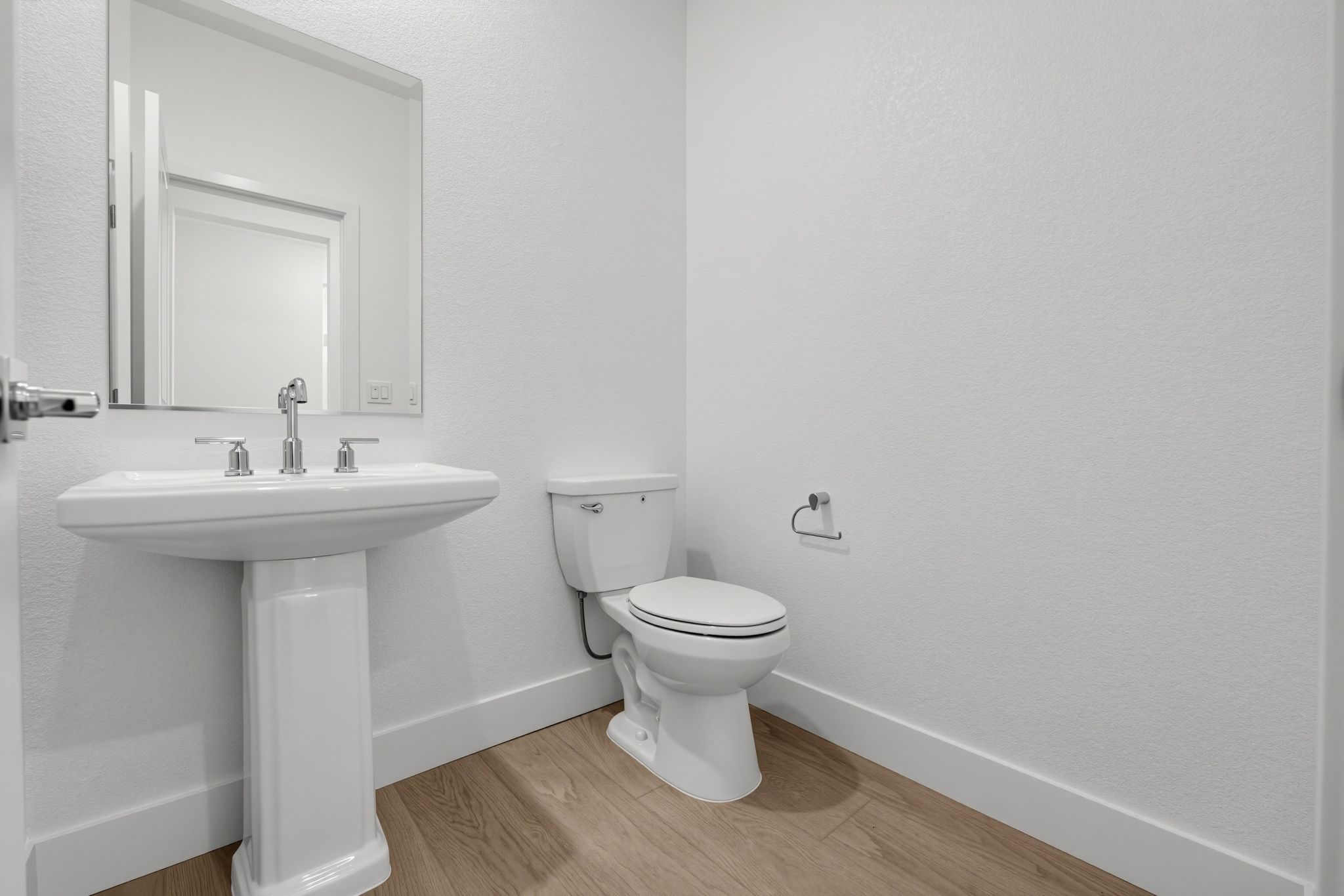 16 562 Royal National Road Bathroom 7974