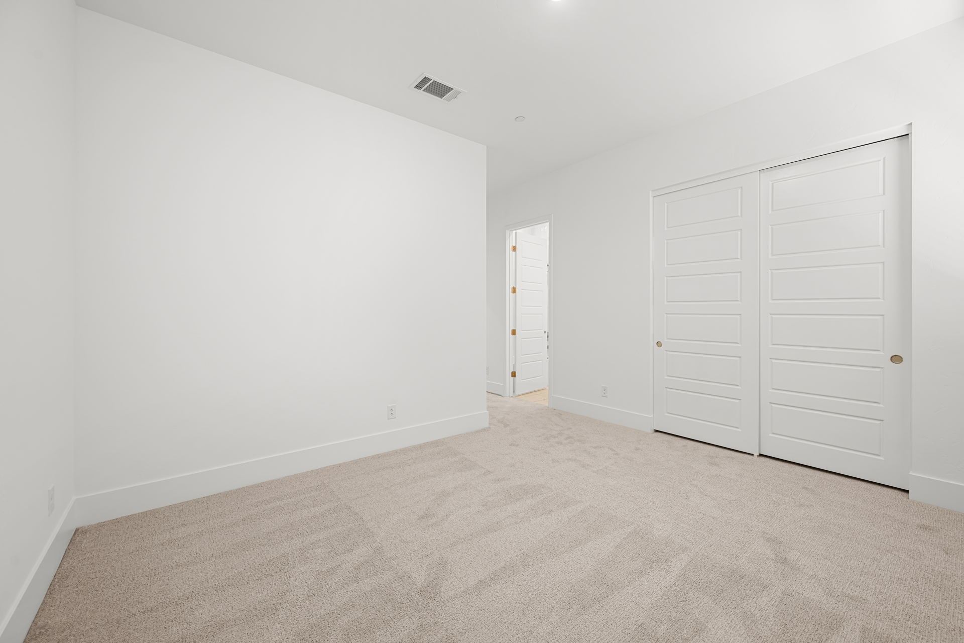Lennar12428 Breezy Bluff Ave21