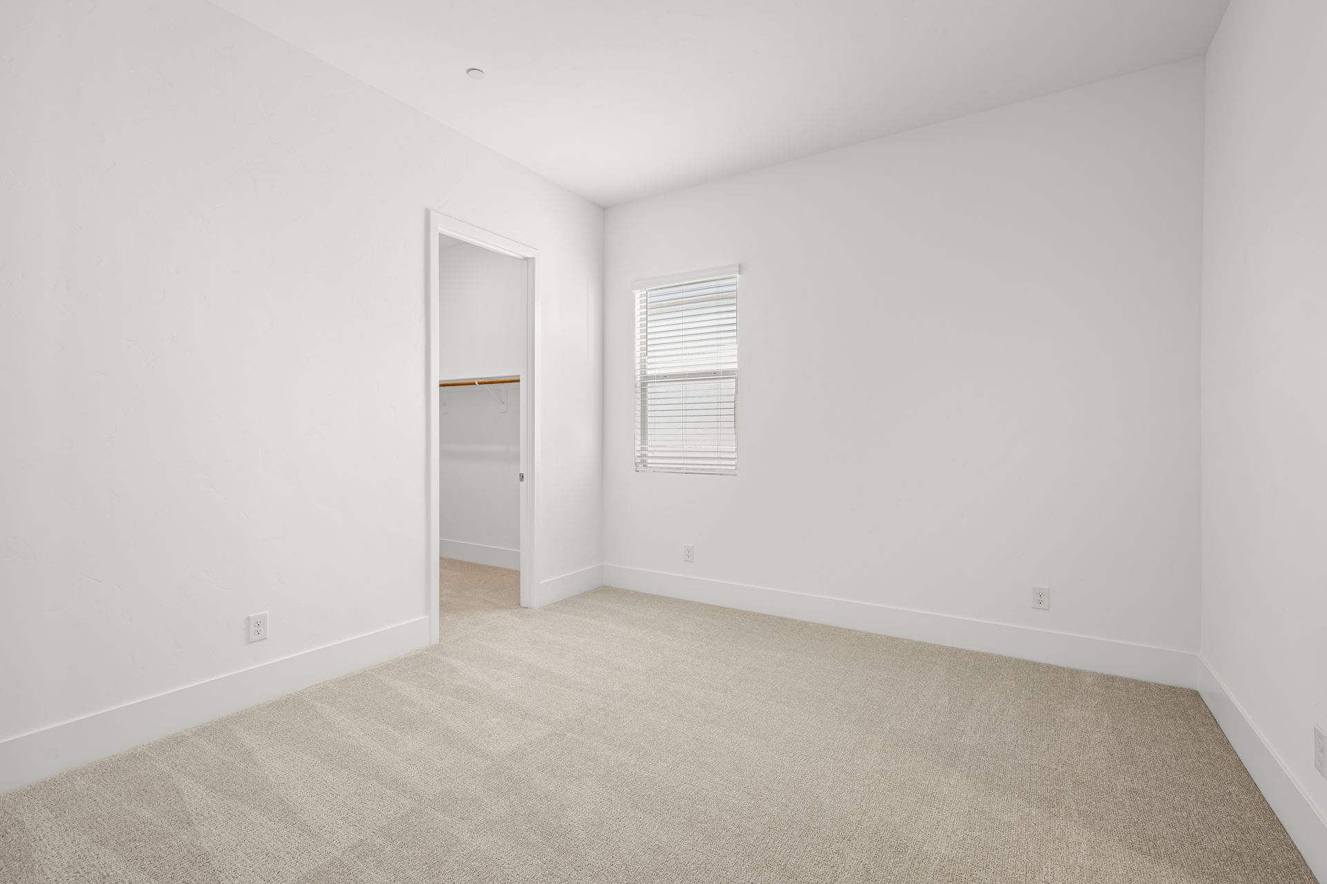 Lennar12428 Breezy Bluff Ave30