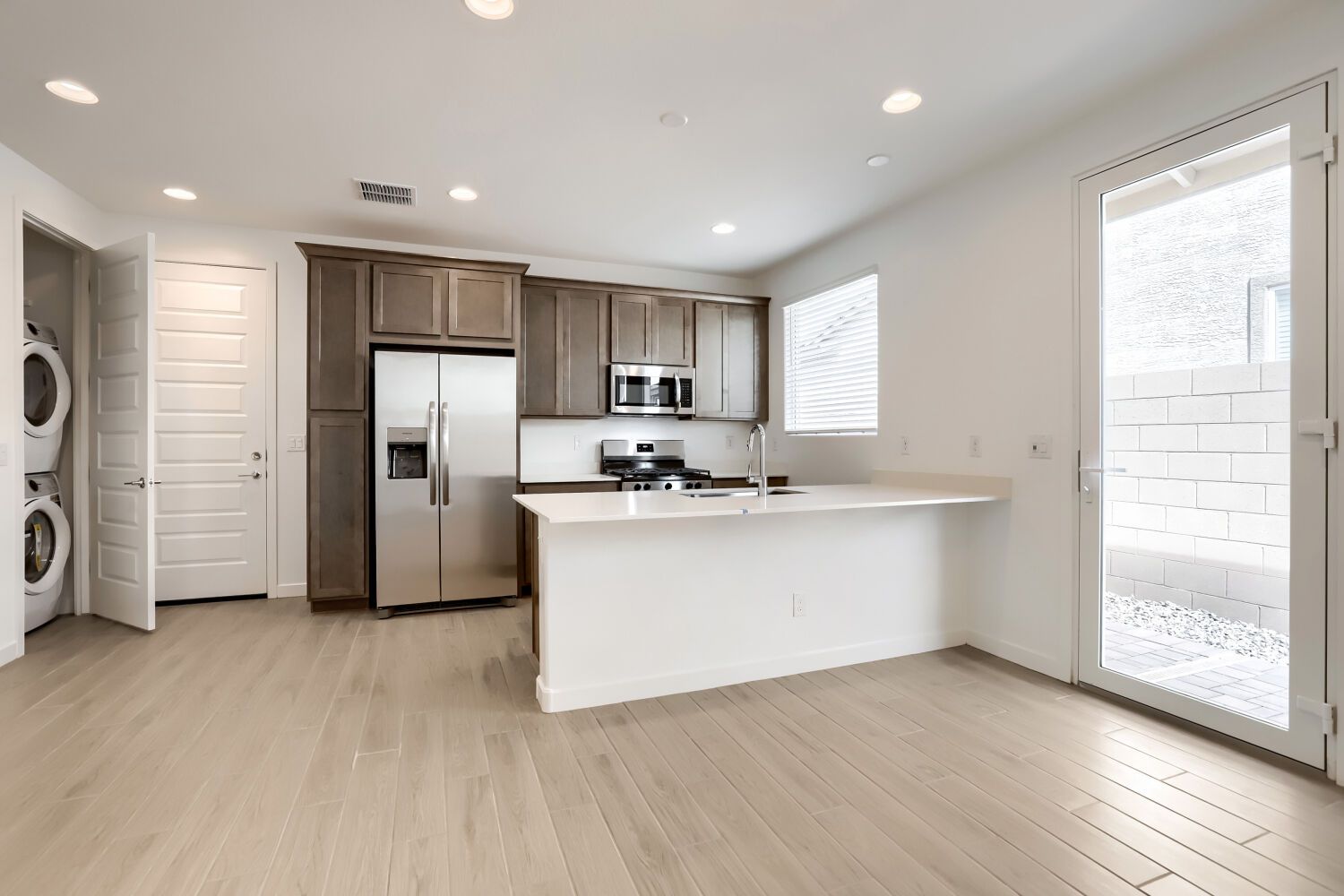 5955 N 191st Dr   Web Quality   006   06 Kitchen
