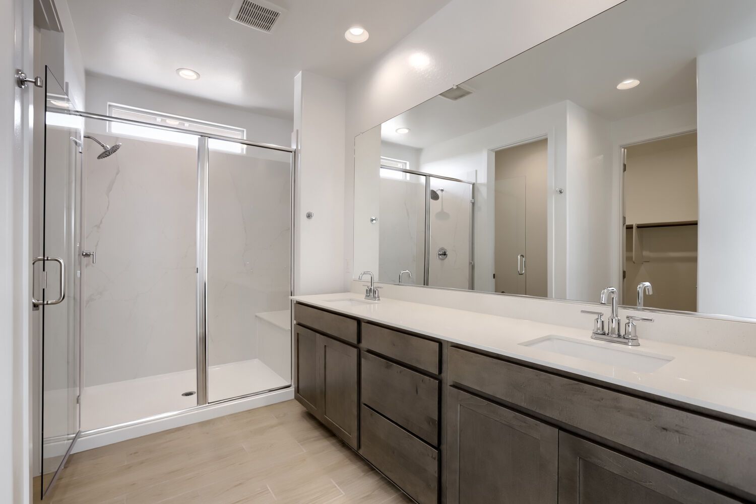 5955 N 191st Dr   Web Quality   008   08 Primary Bathroom