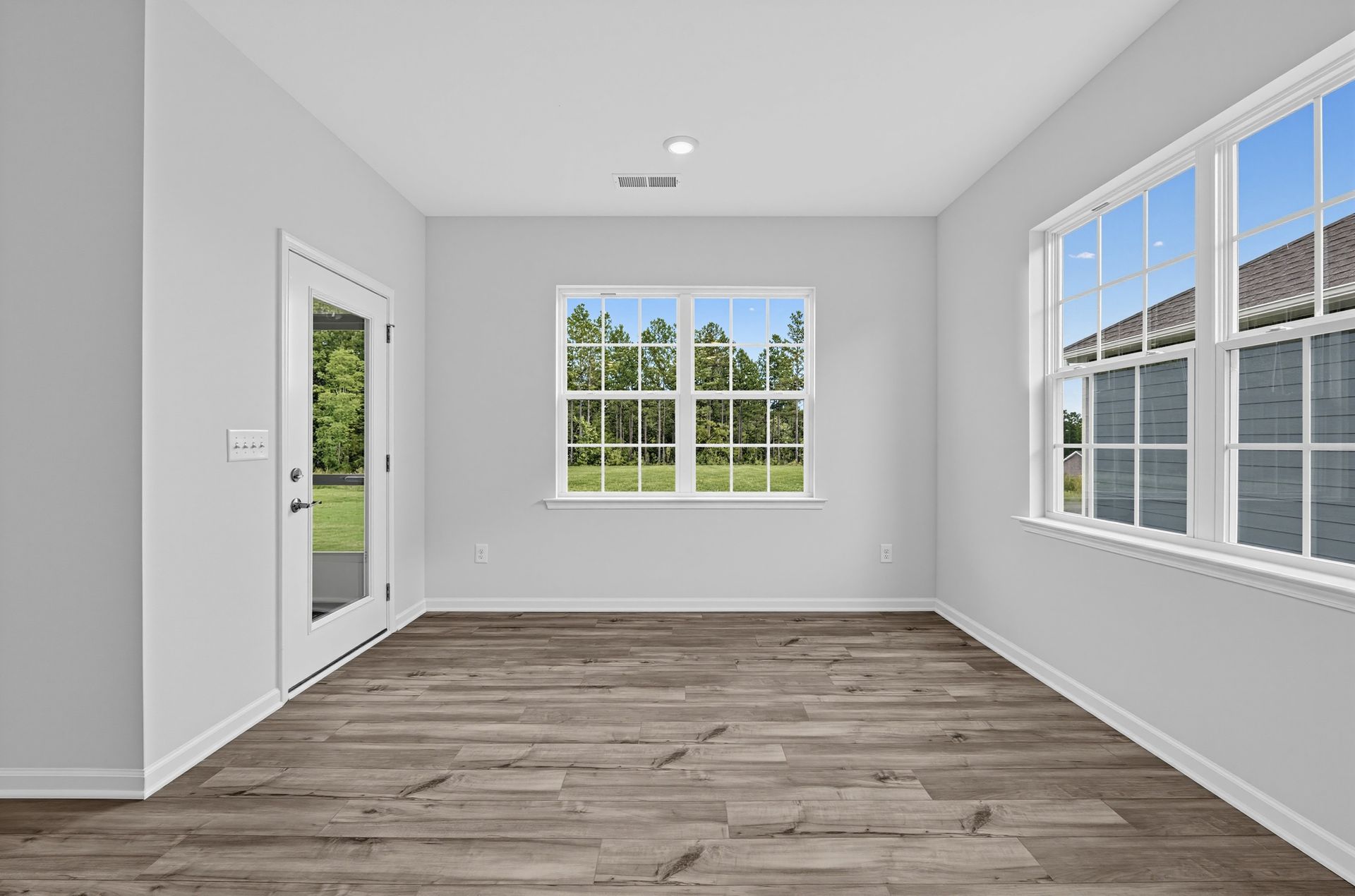 18 404 Waxhaw Village Road Dining room 8513