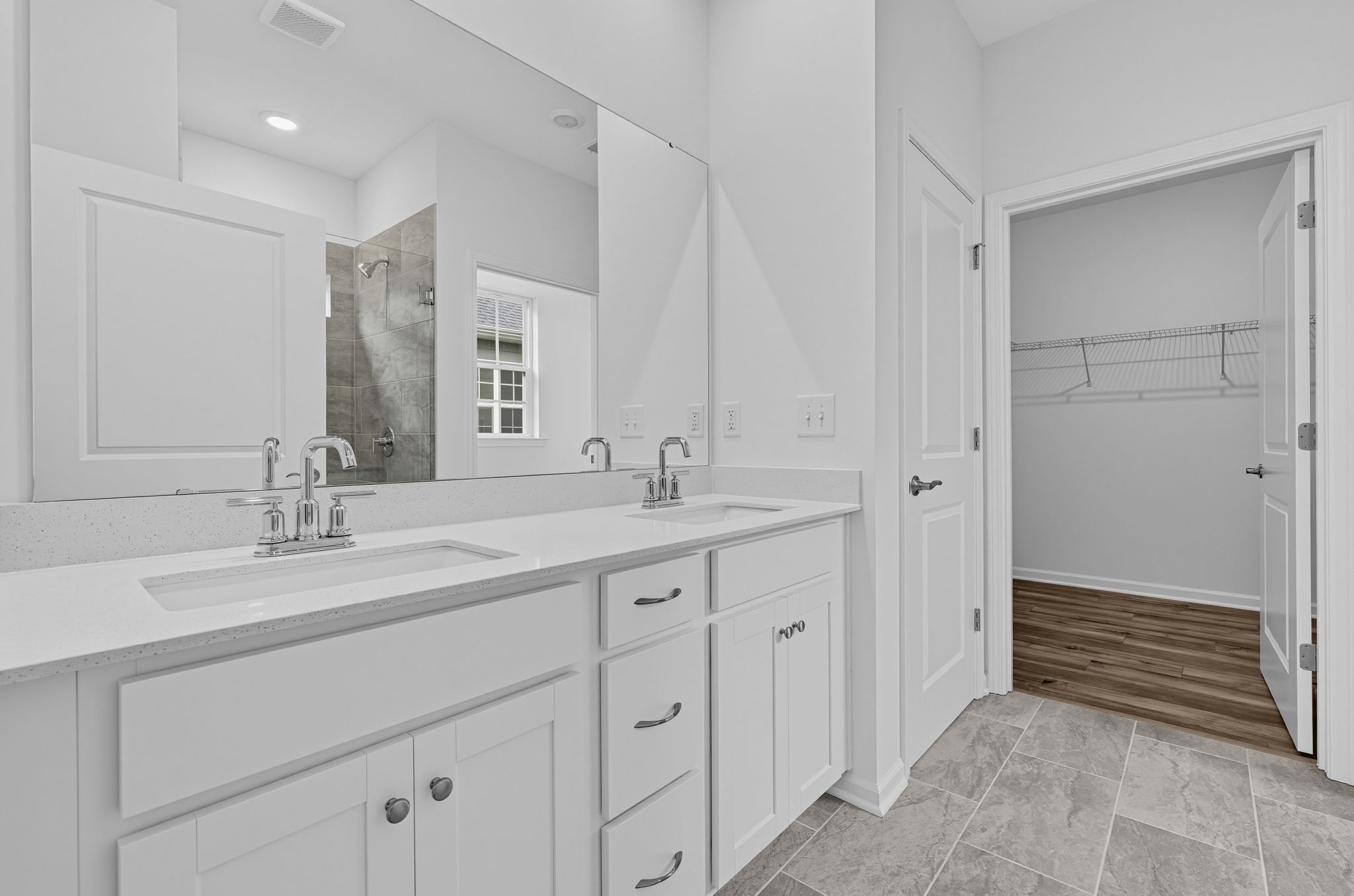25 404 Waxhaw Village Road Bathroom 8583