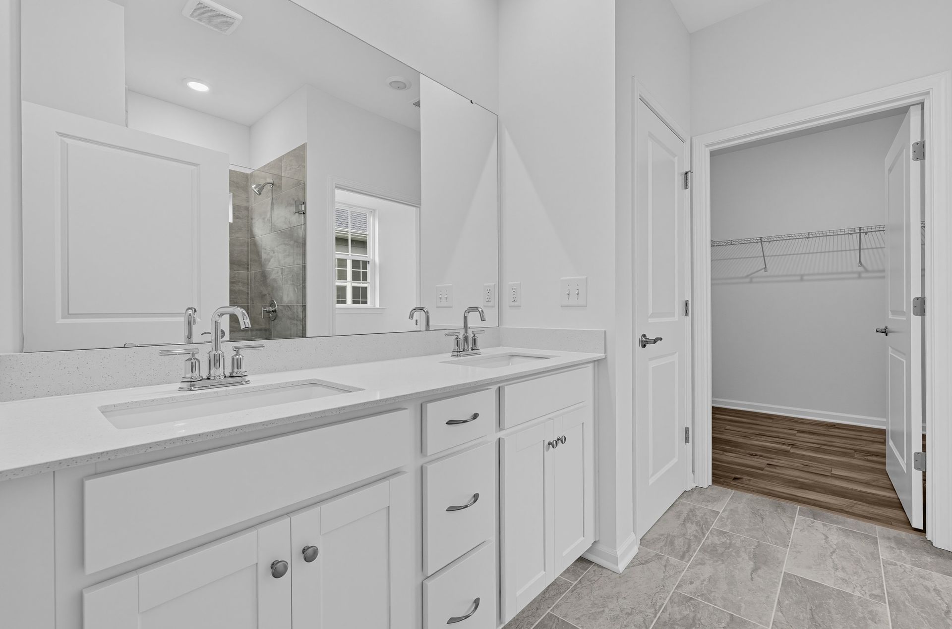 25 404 Waxhaw Village Road Bathroom 8583